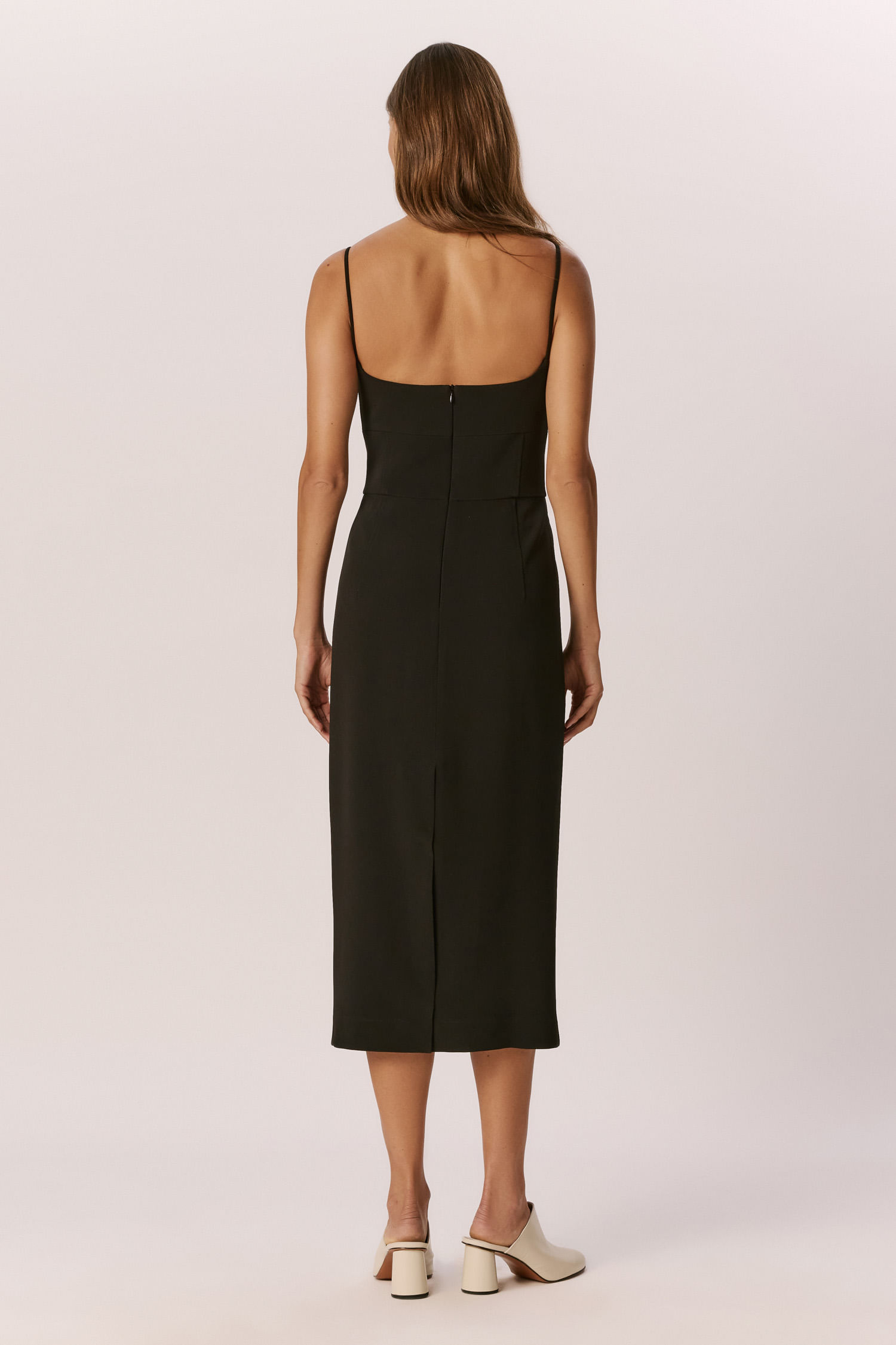 vestido_midi_alcas_crepe_preto--4-.JPG