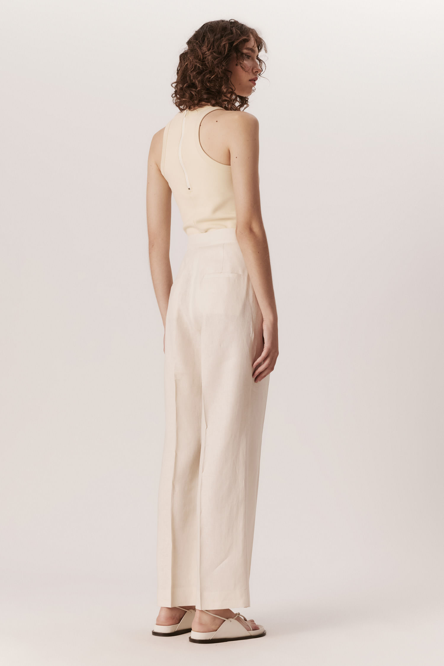 LOOK_13_0122.JPG