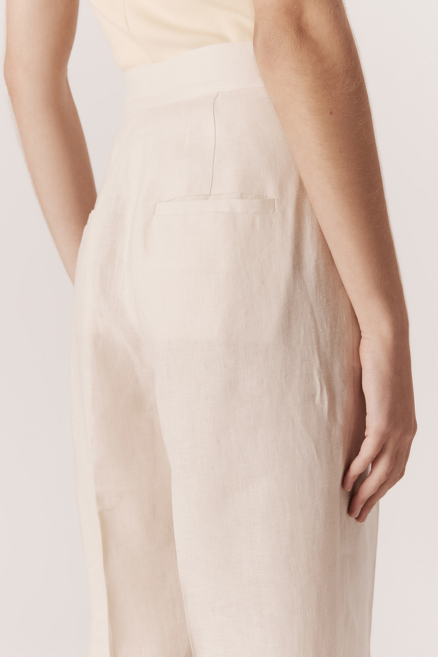 LOOK_13_0123.JPG