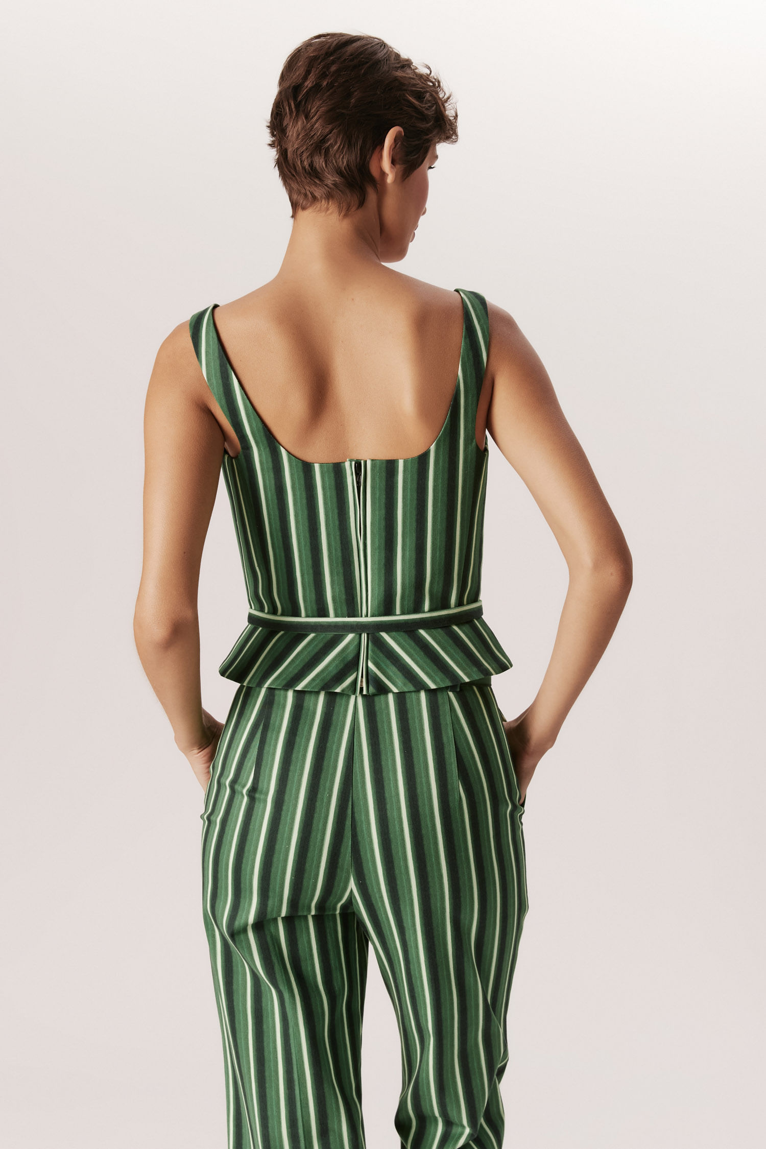 LOOK_21_0219.JPG