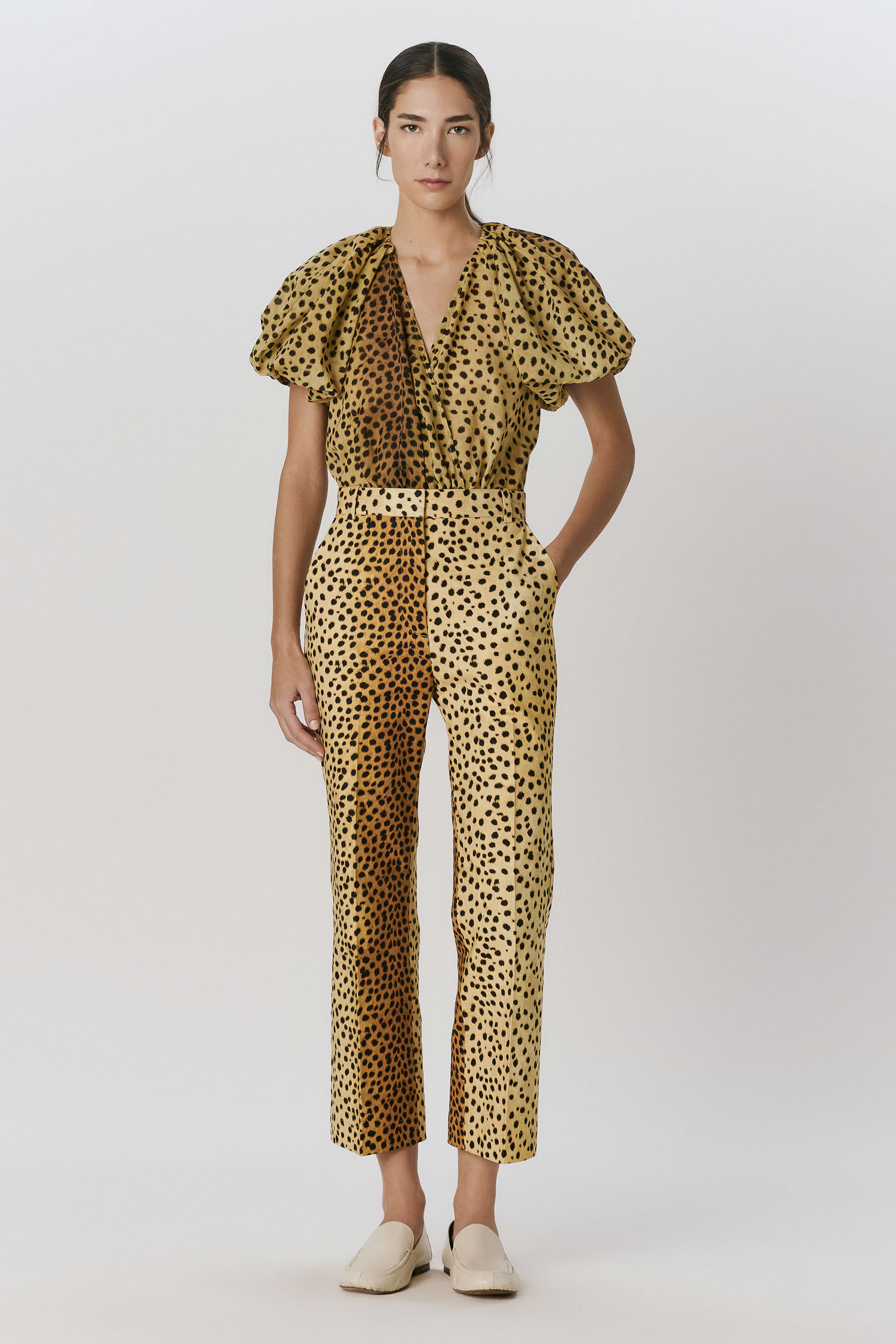 2-BD38203_-BODY_CHEETAH_0462--1-