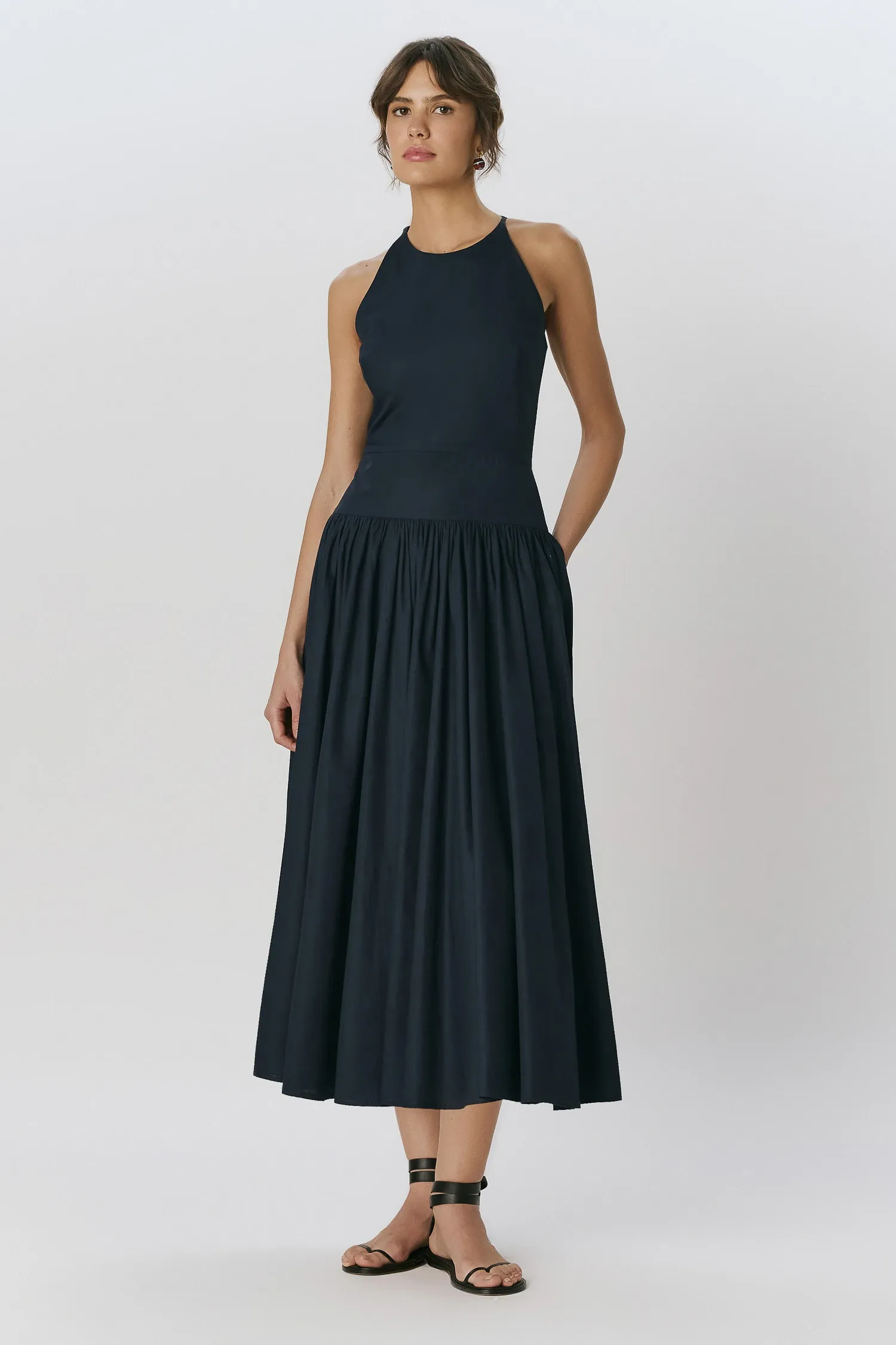 3-VC39005_VESTIDO_MIDI_DECOTE_ALTO_FRANZIDO_MARINHO_ANDREAMARQUES--1-