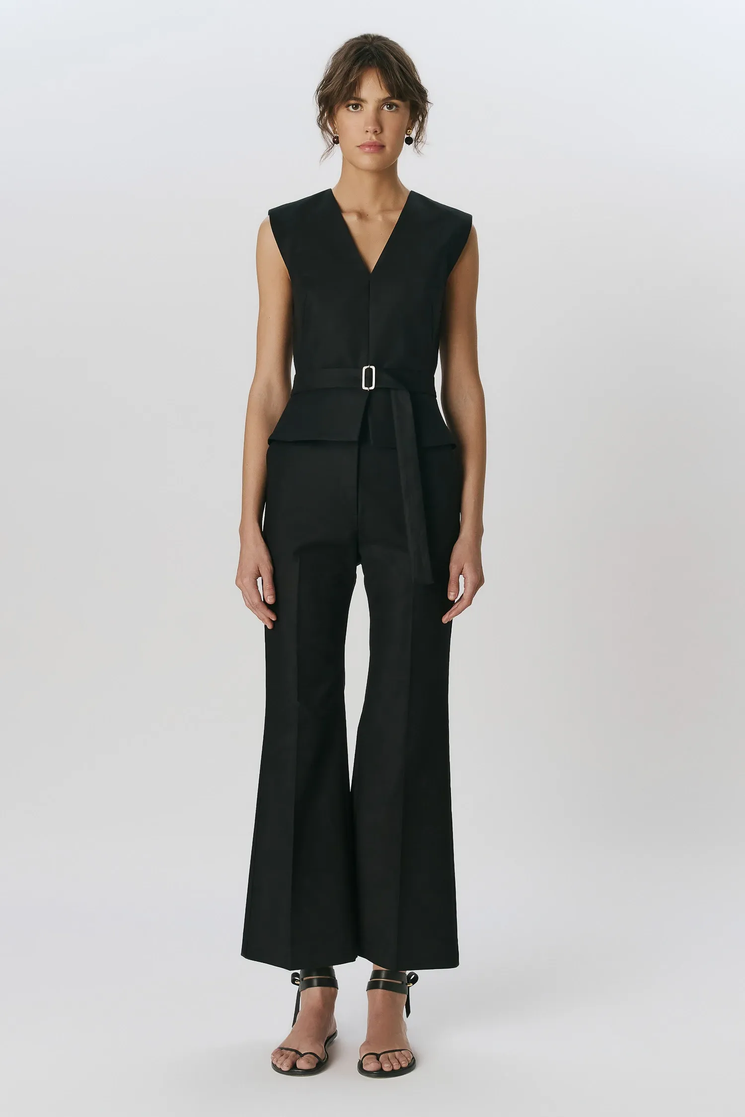 2-TP39032_TOP_DECOTE_V_PRETO_ANDREAMARQUES--5-