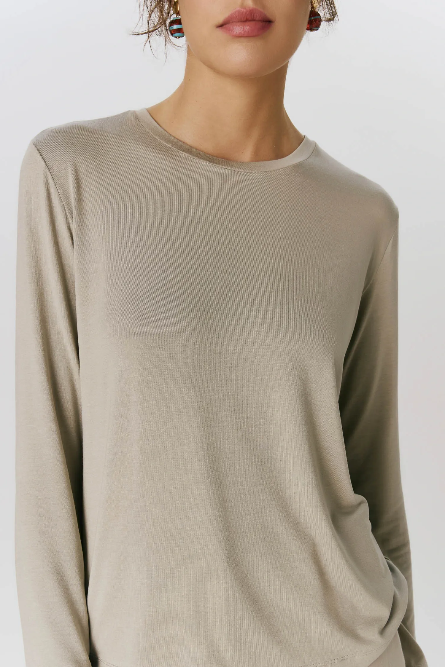 5-BL39040_BLUSA_MALHA_MANGA_LONGA_TAUPE_ANDREAMARQUES--2-