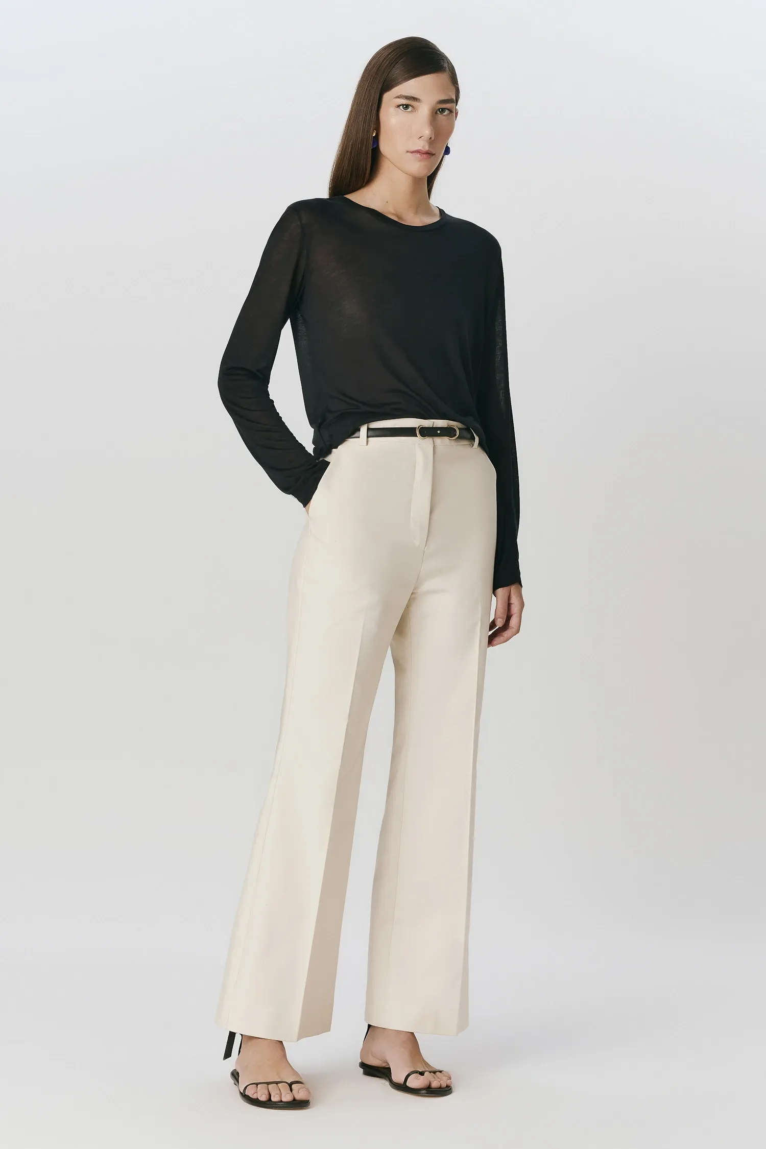 3-CA39033_CALCA_ALFAIATARIA_FLARE_OFFWHITE_ANDREAMARQUES--8-