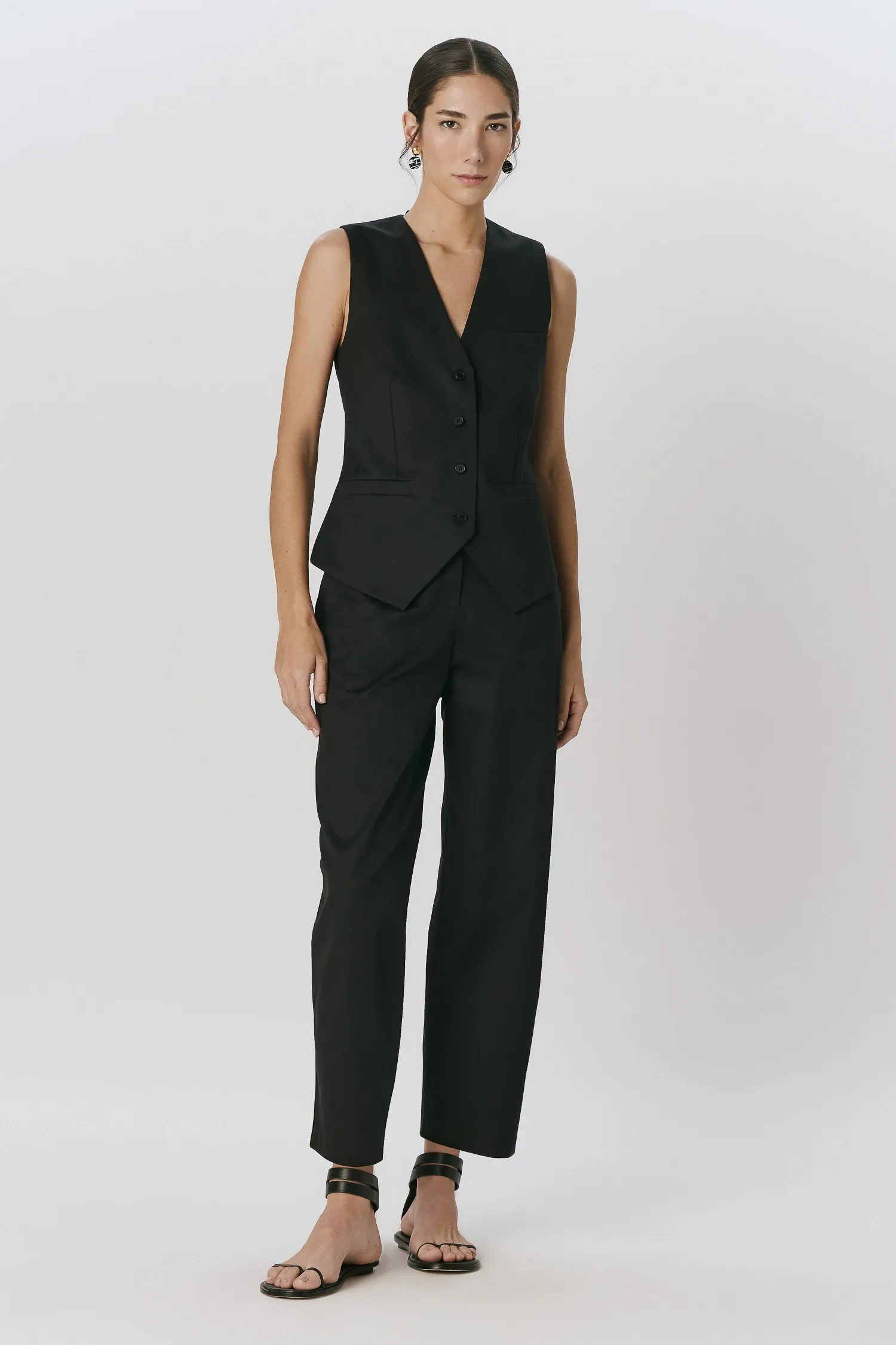 2-CT39052_COLETE_CURTO_ACINTURADO_PRETO_ANDREAMARQUES