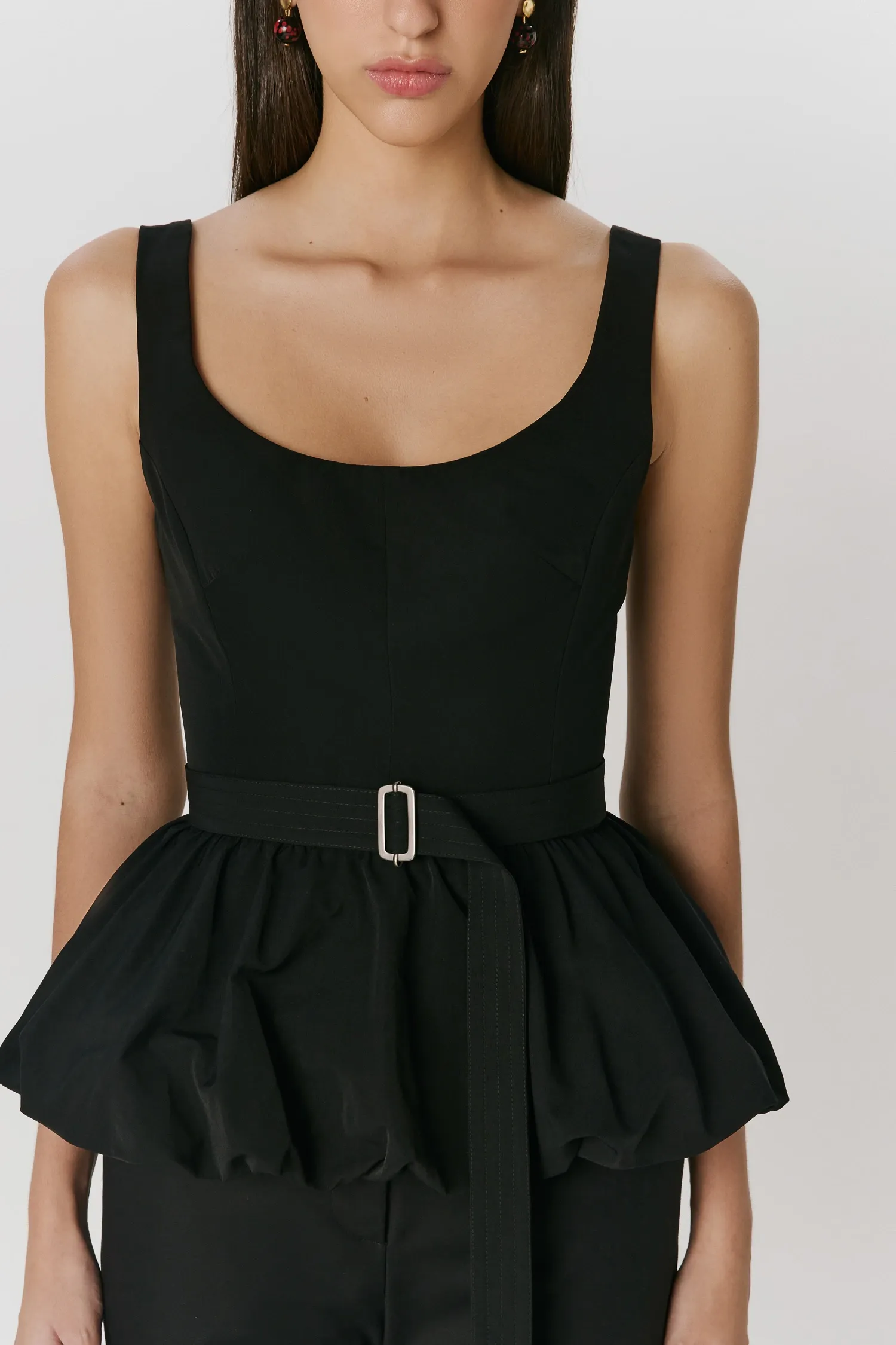 5-TP39070_TOP_DECOTE_U_BALONE_PRETO_ANDREAMARQUES--4-