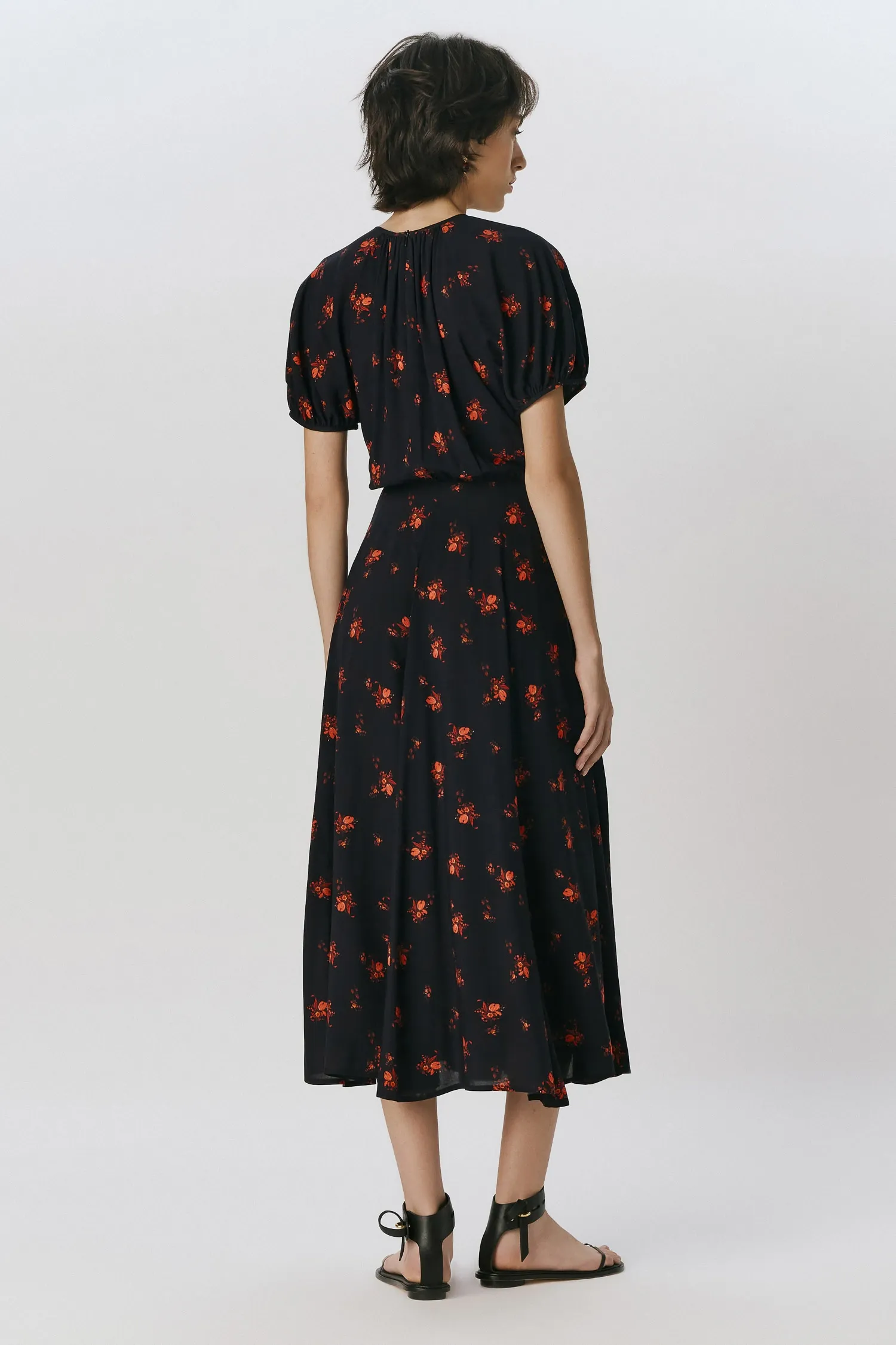 4-VC39074_VESTIDO_MANGA_CURTA_BUFANTE_TULIPA_PRETA_ANDREAMARQUES--1-