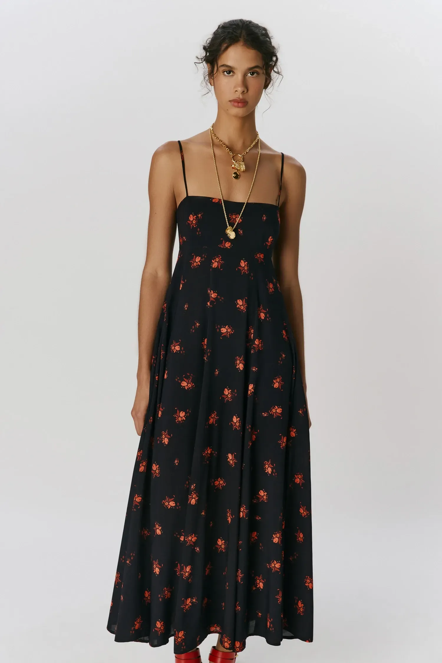 2-VC39073_VESTIDO_DECOTE_RETO_NESGAS_TULIPA_PRETA_ANDREAMARQUES--4-