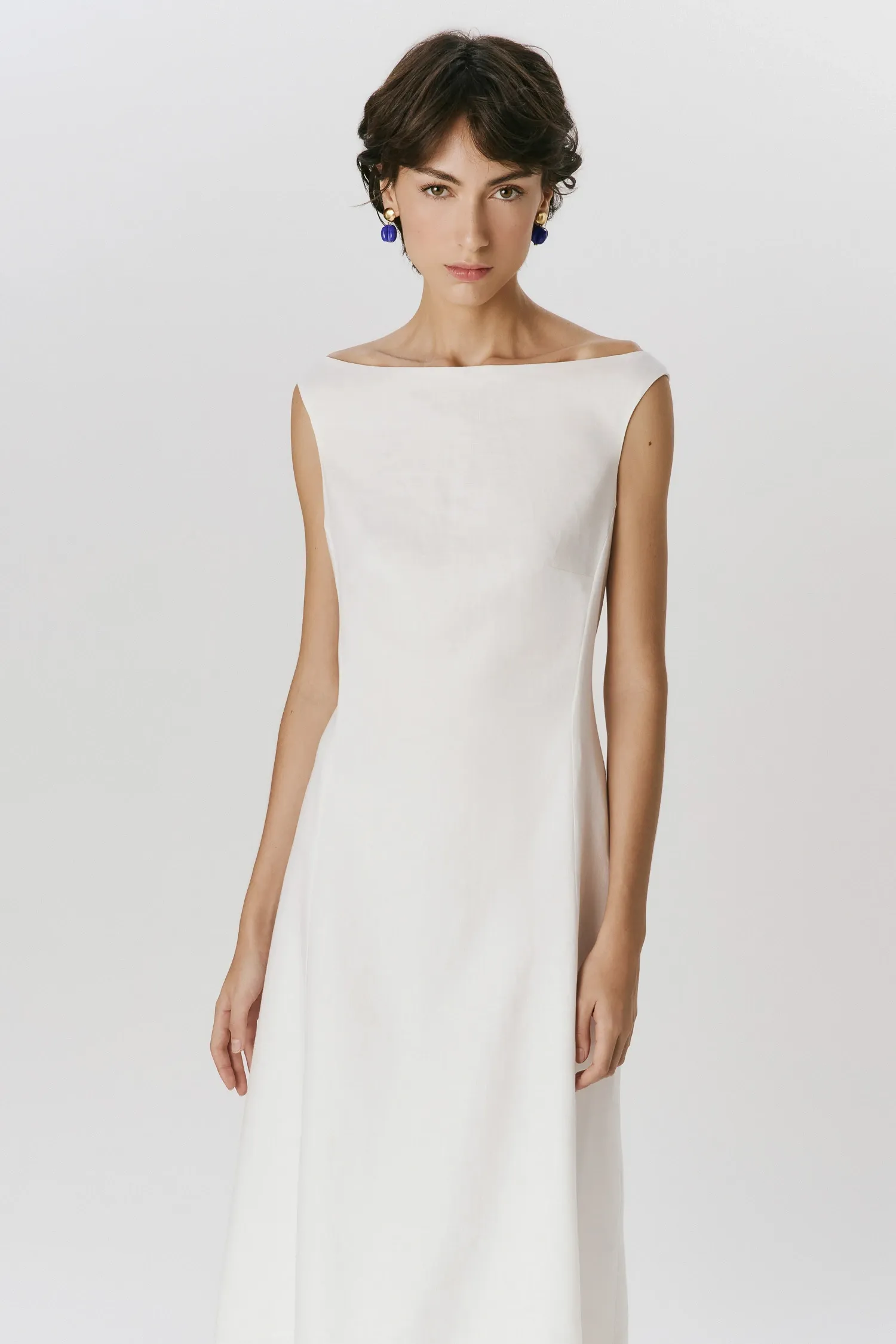3-VC39126_VESTIDO_LINHO_DECOTE_CANOA_BRANCO_ANDREAMARQUES--3-