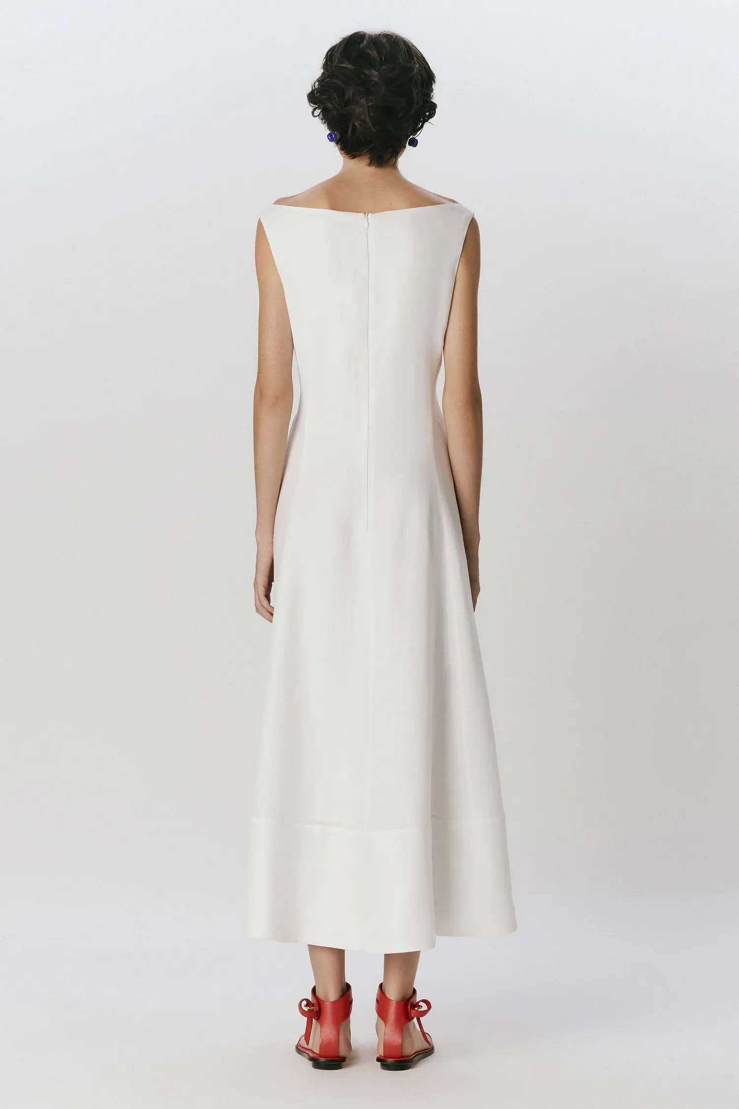 5-VC39126_VESTIDO_LINHO_DECOTE_CANOA_BRANCO_ANDREAMARQUES--1-