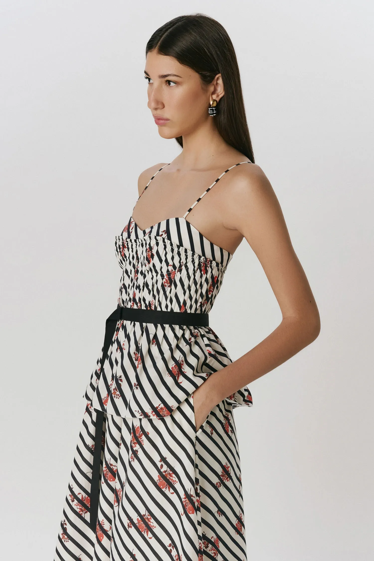 4-VC39080_VESTIDO_CORPETE_FRANZIDO_TULIPA_DIAGONAL_ANDREAMARQUES--5-