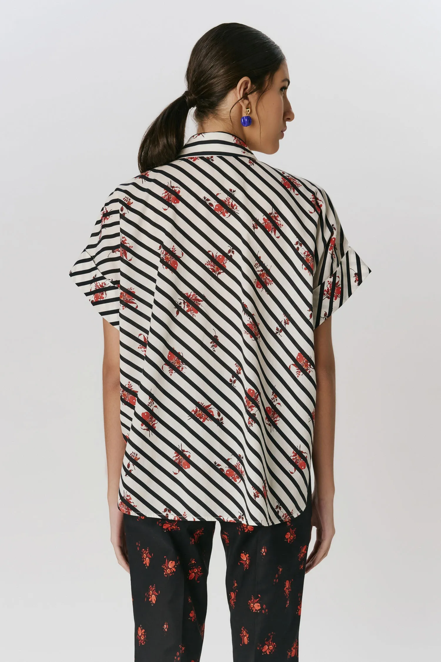 4-CM39082_CAMISA_BOX_TULIPA_DIAGONAL_ANDREAMARQUES--5-