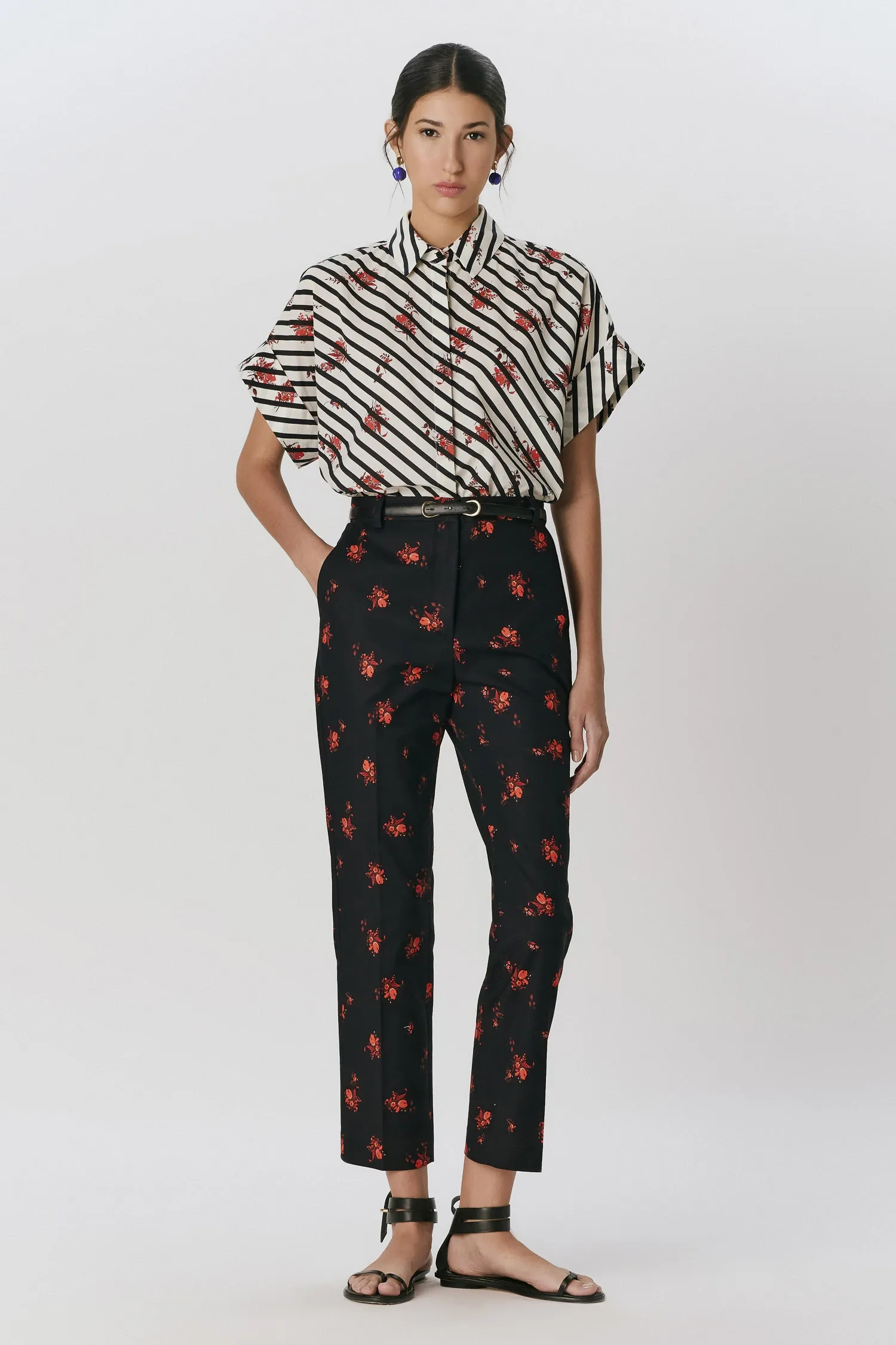 2-CA39078_CALCA-RETA_TULIPA_PRETA_ANDREAMARQUES--2-