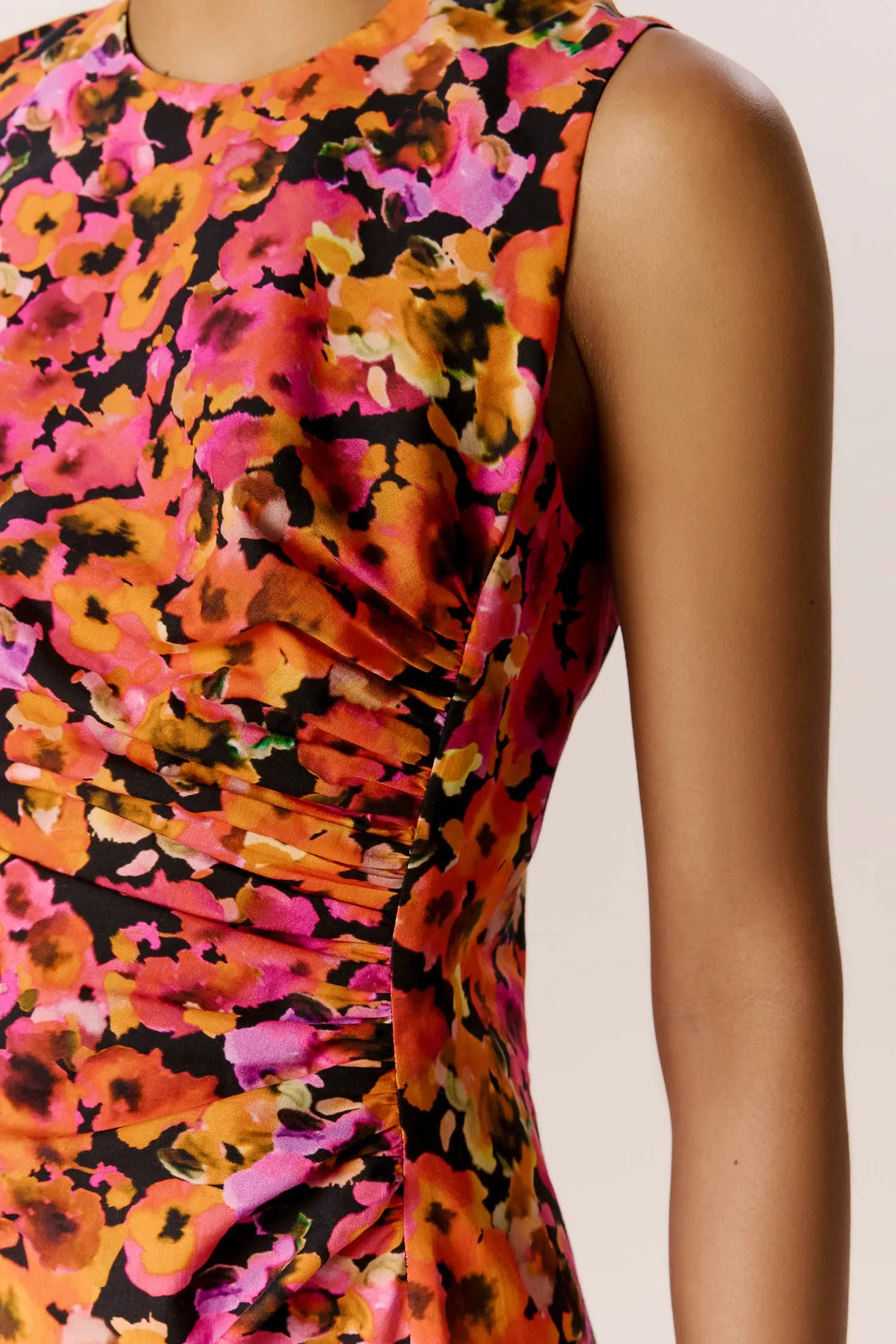 007543_VESTIDO-FRANZIDO_-LATERAL_PONTA_FLORAL_CHILLI_ANDREAMARQUES--5-