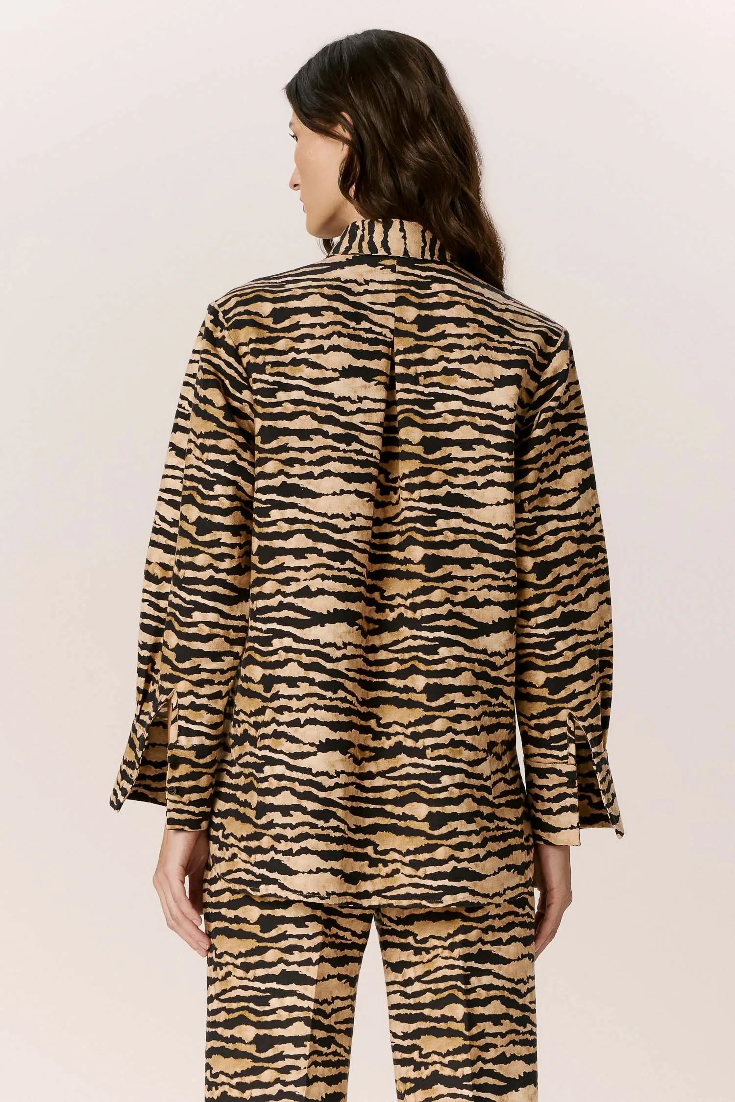 007531_CAMISA_PATE_COBERTA_TIGRE_ANDREAMARQUES--3-