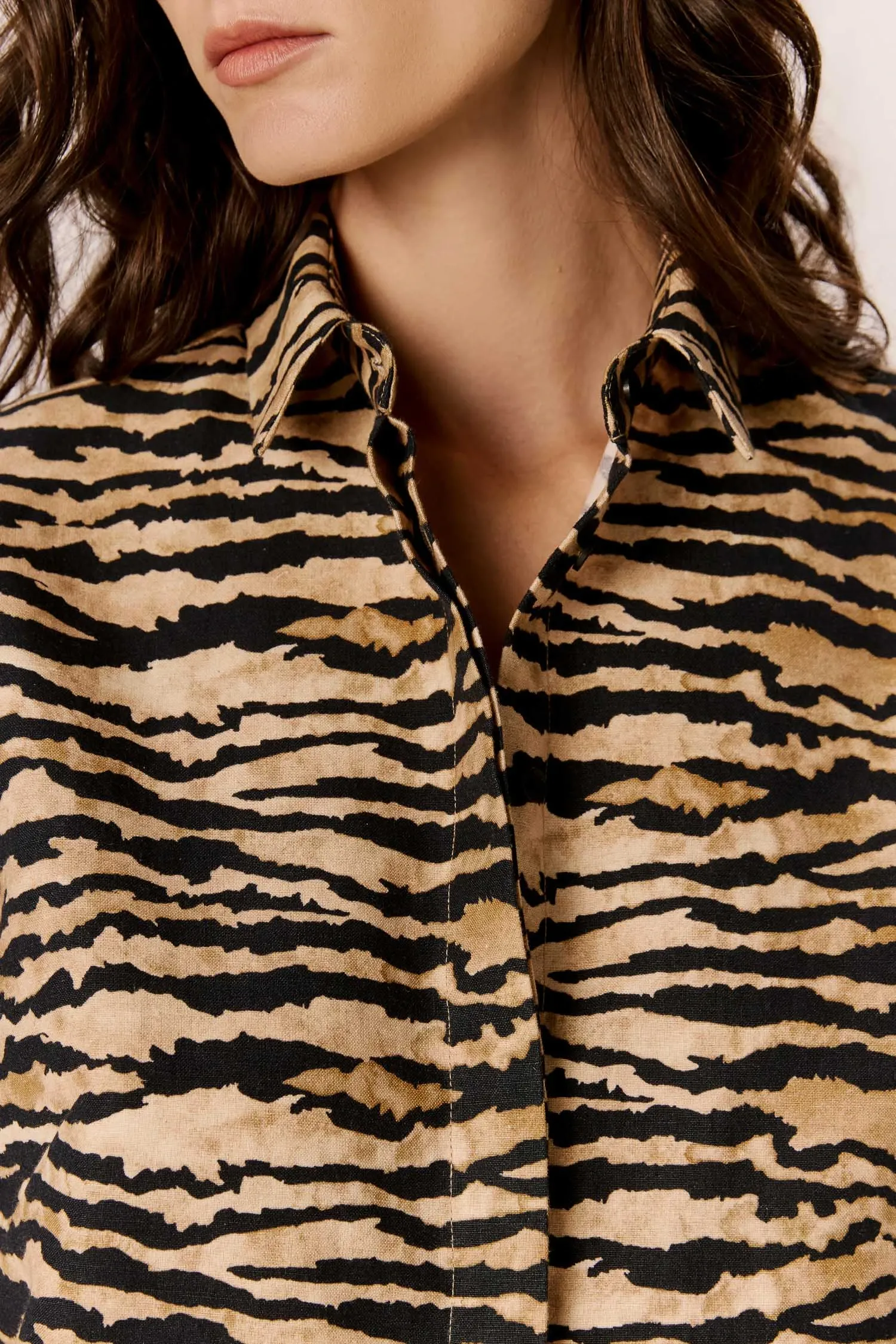 007531_CAMISA_PATE_COBERTA_TIGRE_ANDREAMARQUES--5-