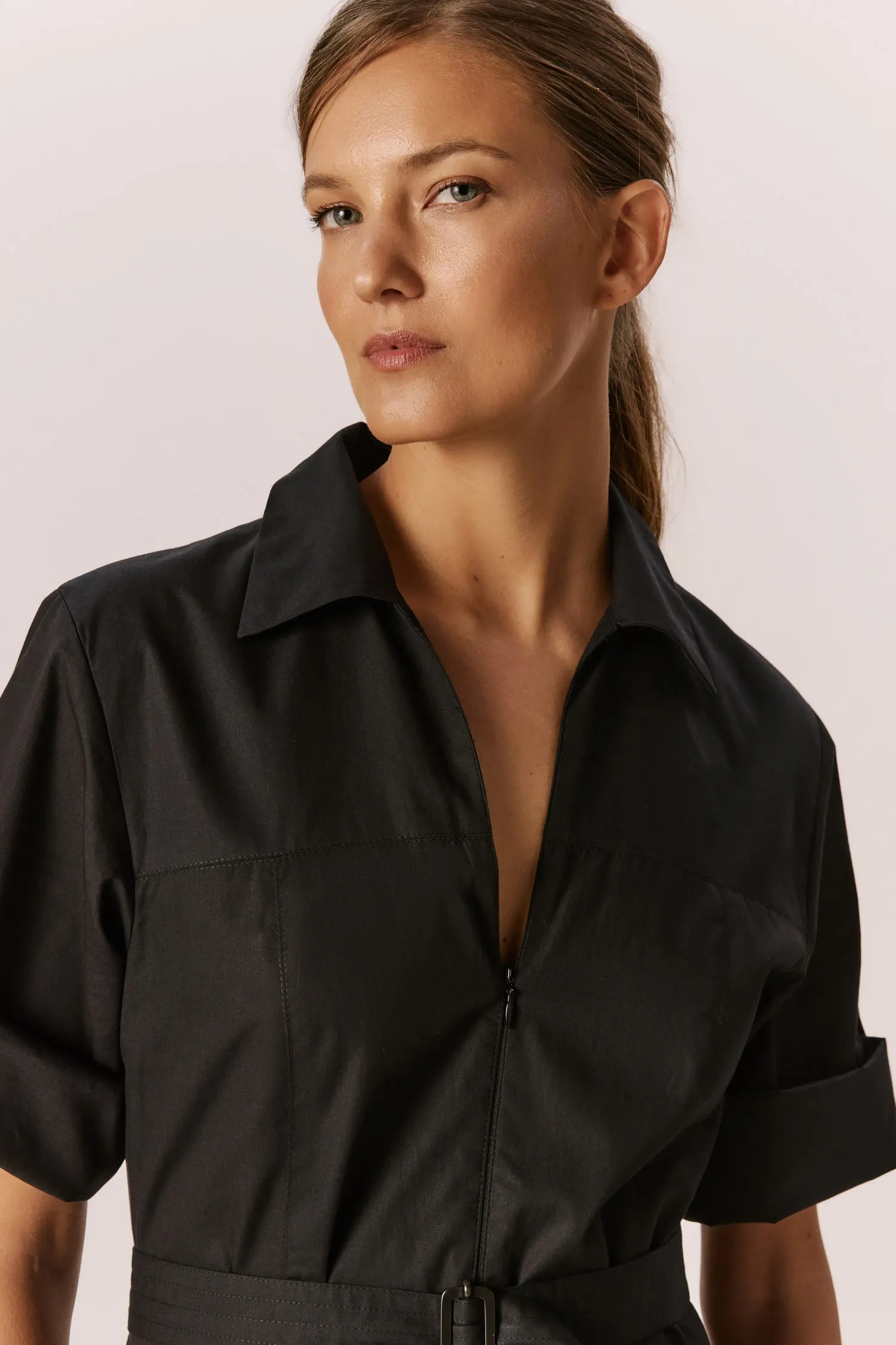 007576_VESTIDO_DECOTE_V_SOBREPOSTA_PRETO_ANDREAMARQUES--4-