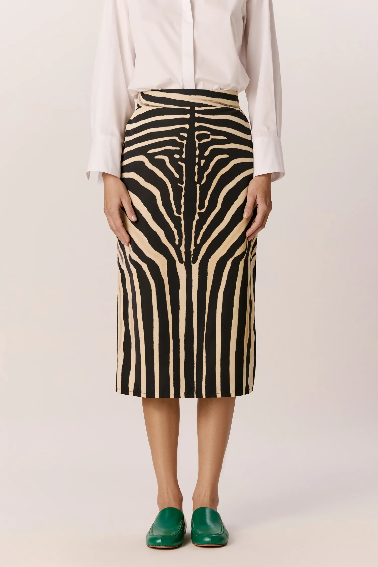 007525_-SAIA-NYLON_MIDI-RETA_ZEBRA_LOCALIZADA_ANDREAMARQUES--2-
