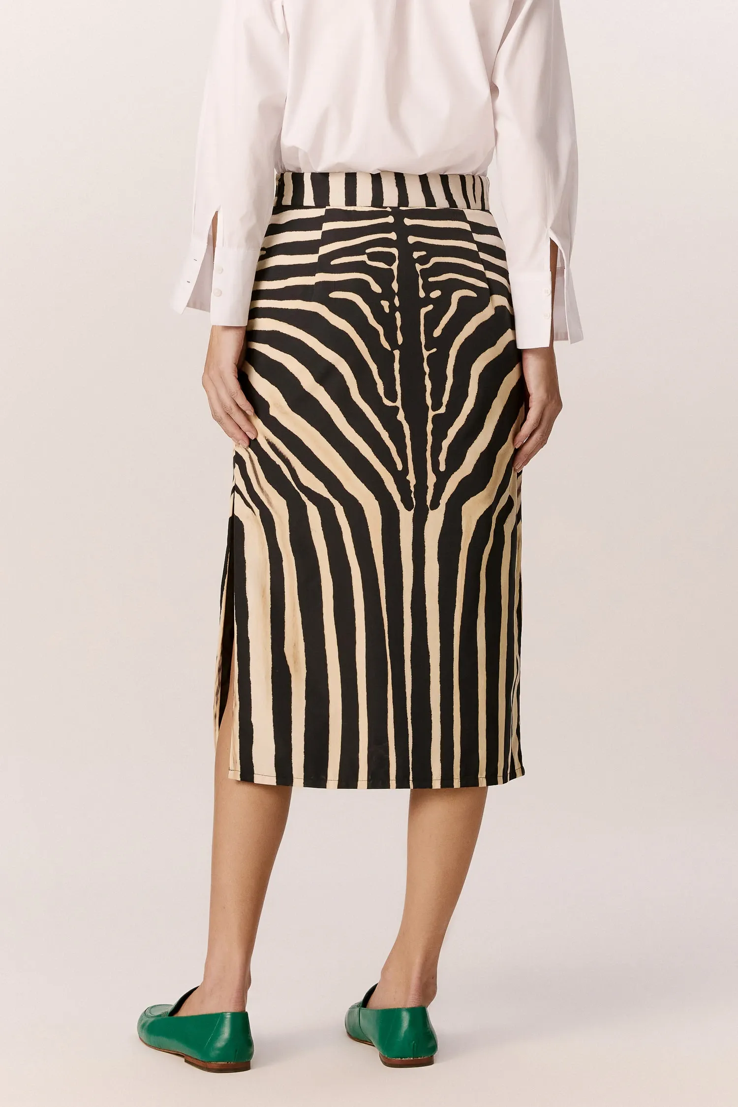 007525_-SAIA-NYLON_MIDI-RETA_ZEBRA_LOCALIZADA_ANDREAMARQUES--4-