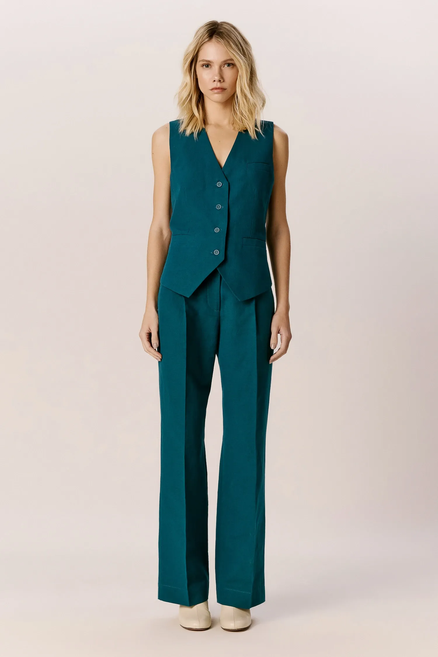 007518_COLETE_ACINTURADO_CURTO_PETROLEO_ANDREAMARQUES--2-