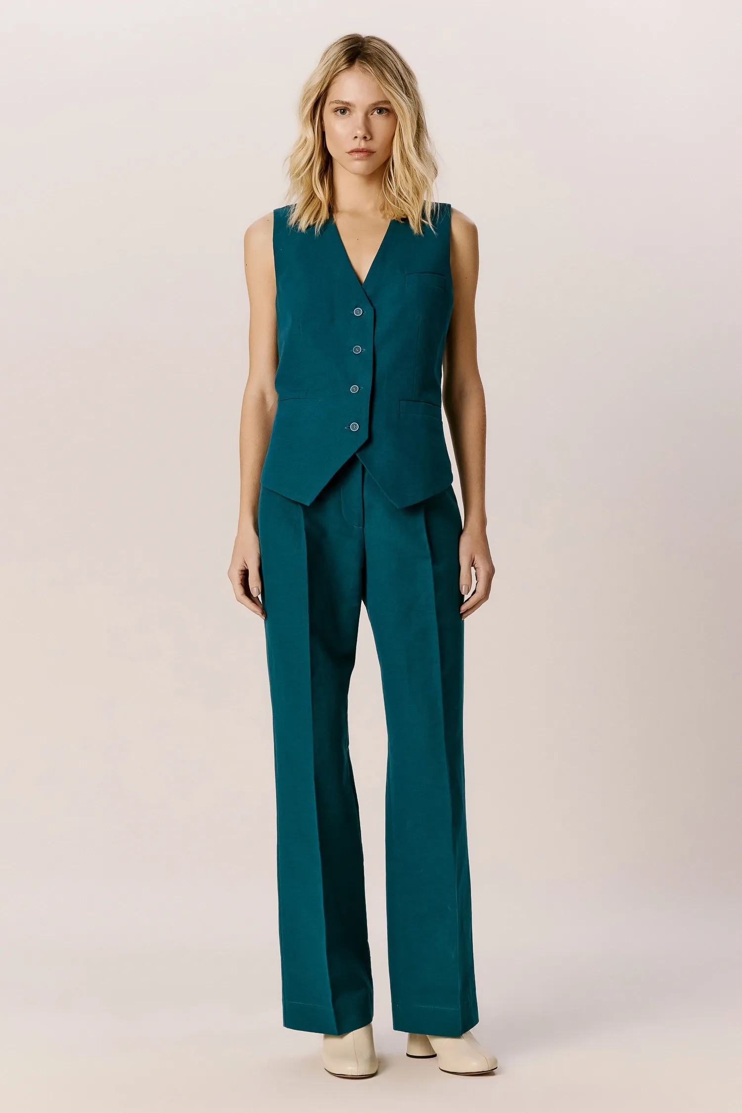 007519_CALCA_PREGAS_SEMI_FLARE_LONGA_PETROLEO_ANDREAMARQUES--4-