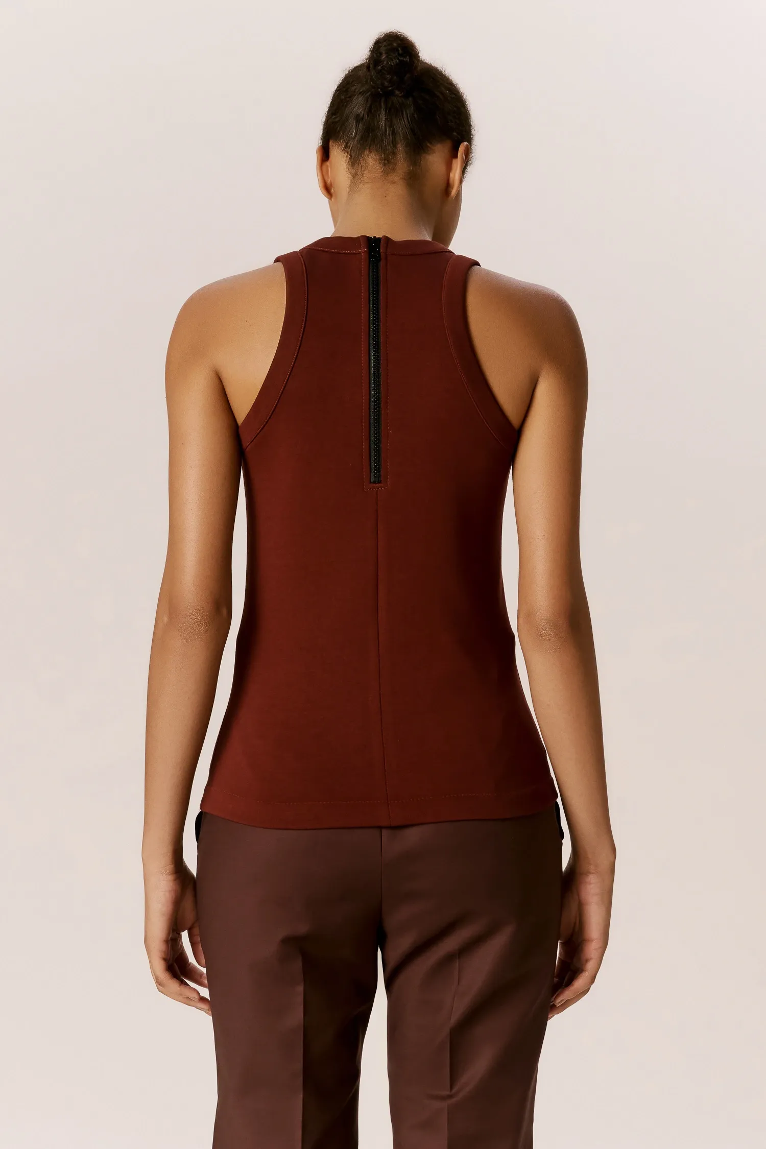 007631_TOP_MALHA_DECOTE-NADADOR_CHOCOLATE_ANDREAMARQUES--5-