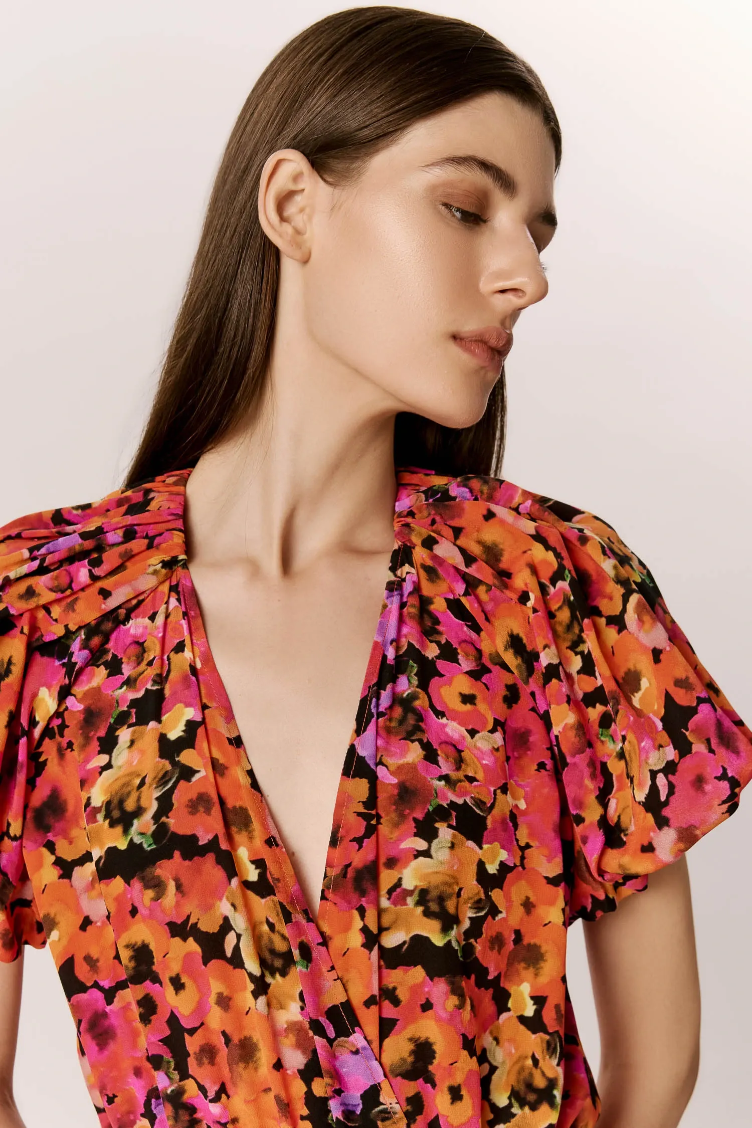 007540_BODY_-SEDA_-CACHECOUER_-MANGA_BALONE_FLORAL_CHILLI_ANDREAMARQUES--5-