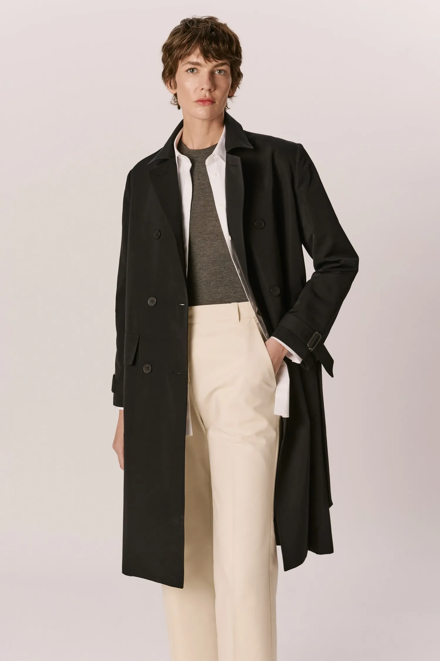 007572_TRENCH_NYLON_LONGO_RETO_PRETO_ANDREAMARQUES--3-