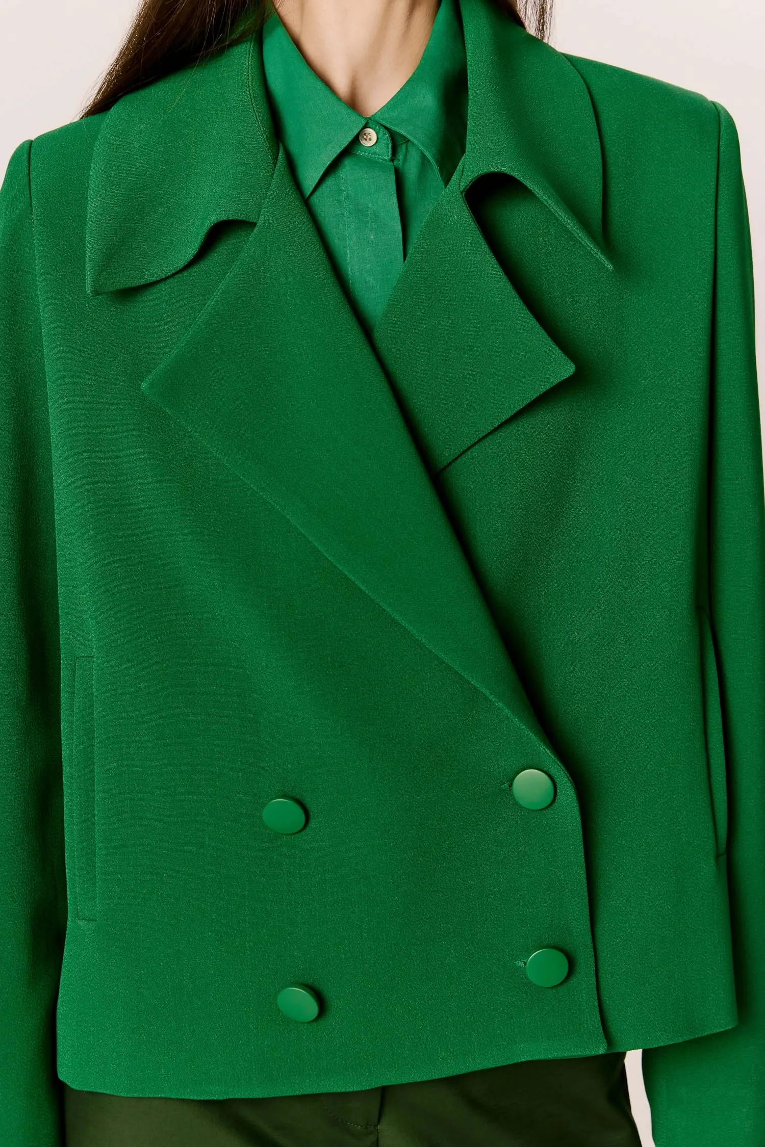 007595_CASACO_CREPE_CURTO_GOLA_AMPLA_ANDREAMARQUES--4-