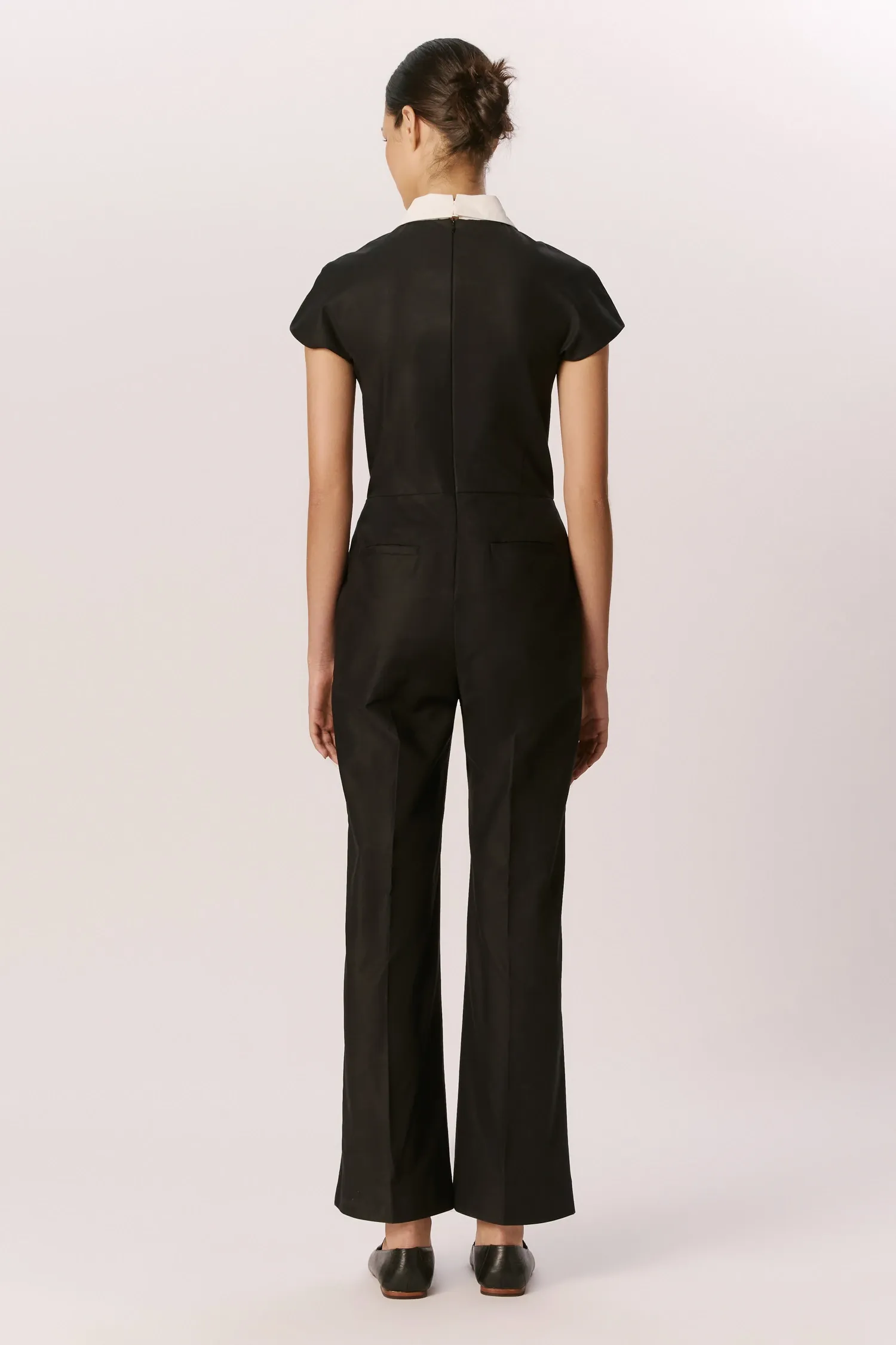 007510_MC38049-MACACAO_FIANCO_GOLA_LONGO_PRETO_ANDREAMARQUES--4-