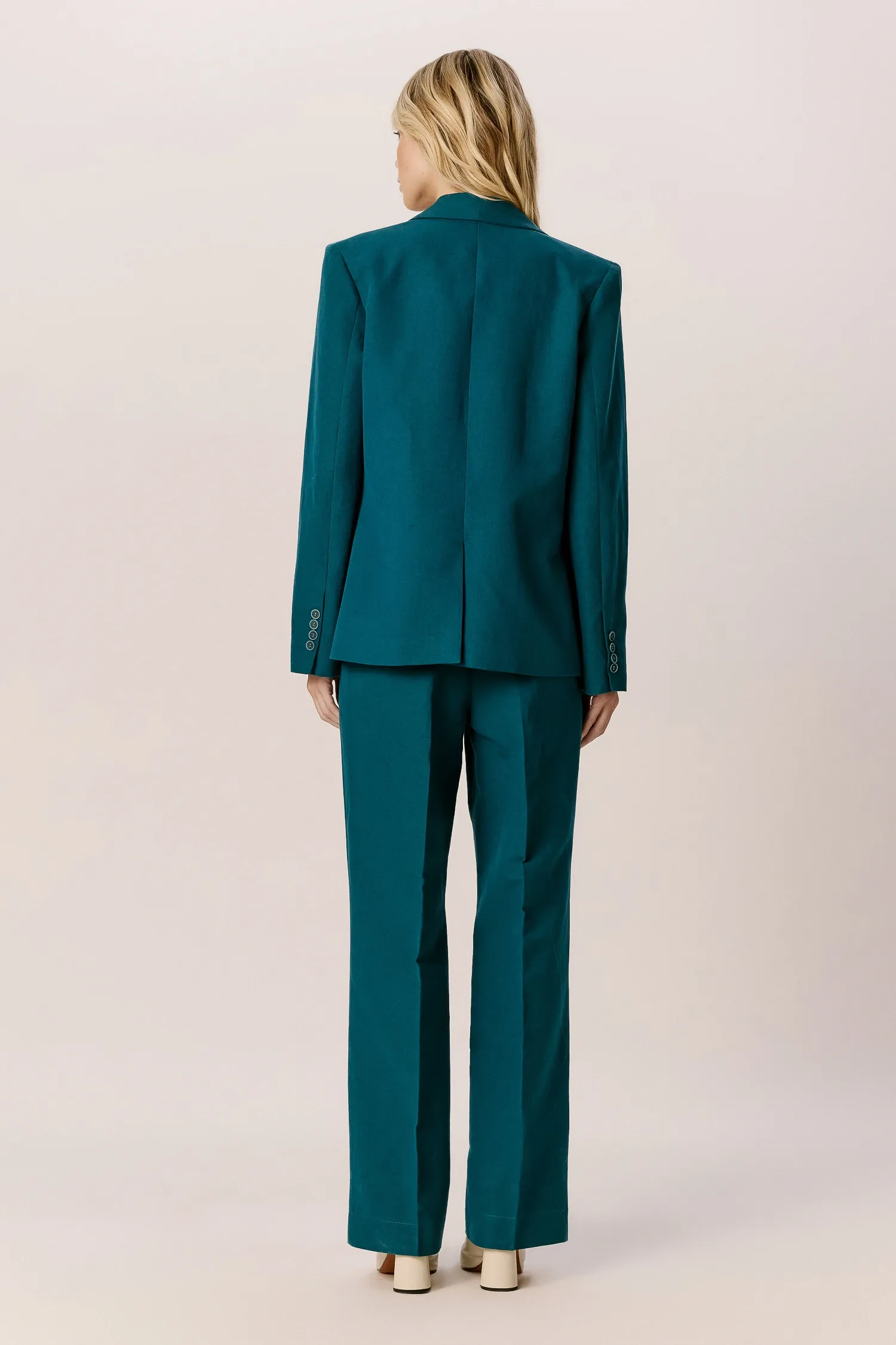 007517_-BLAZER_ACINTURADO_CURTO_PETROLEO_ANDREAMARQUES--3-