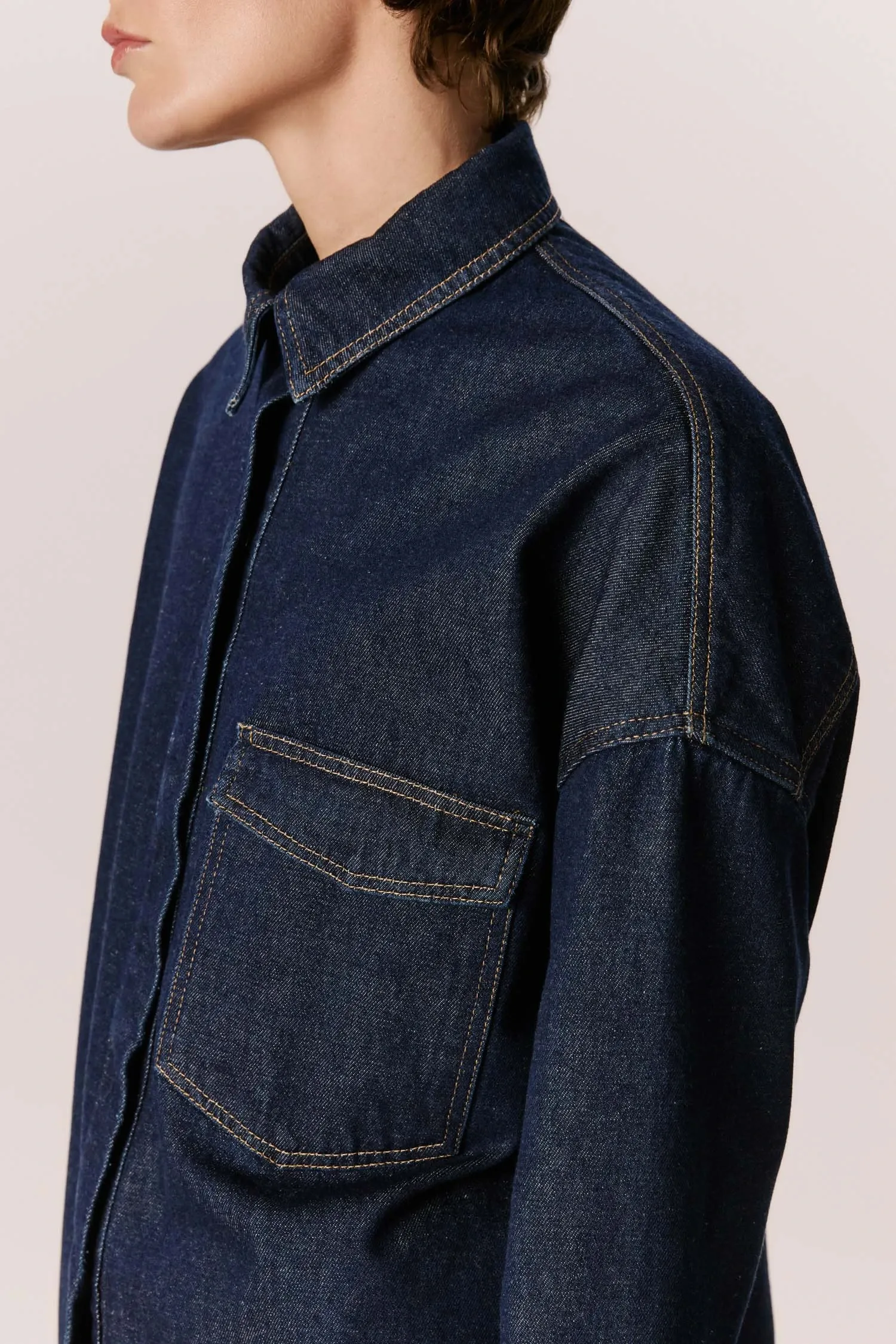 007628_CAMISA_JEANS_BOX_BOLSO_DESLOCADO_INDIGO_ANDREAMARQUES--6-