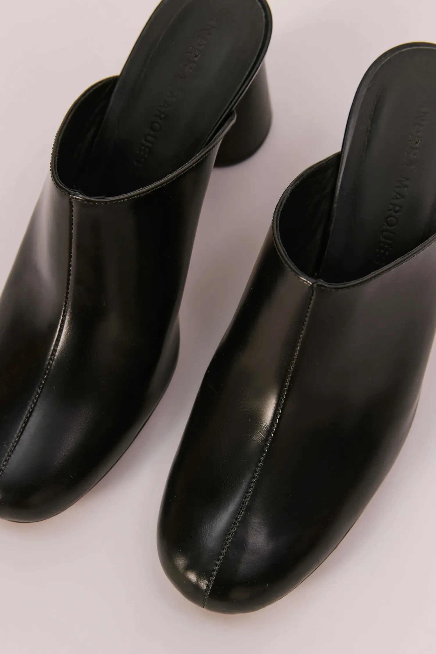 007682_-SAPATO-MULE_COURO_SALTO_CONE_ANDREAMARQUES--5-