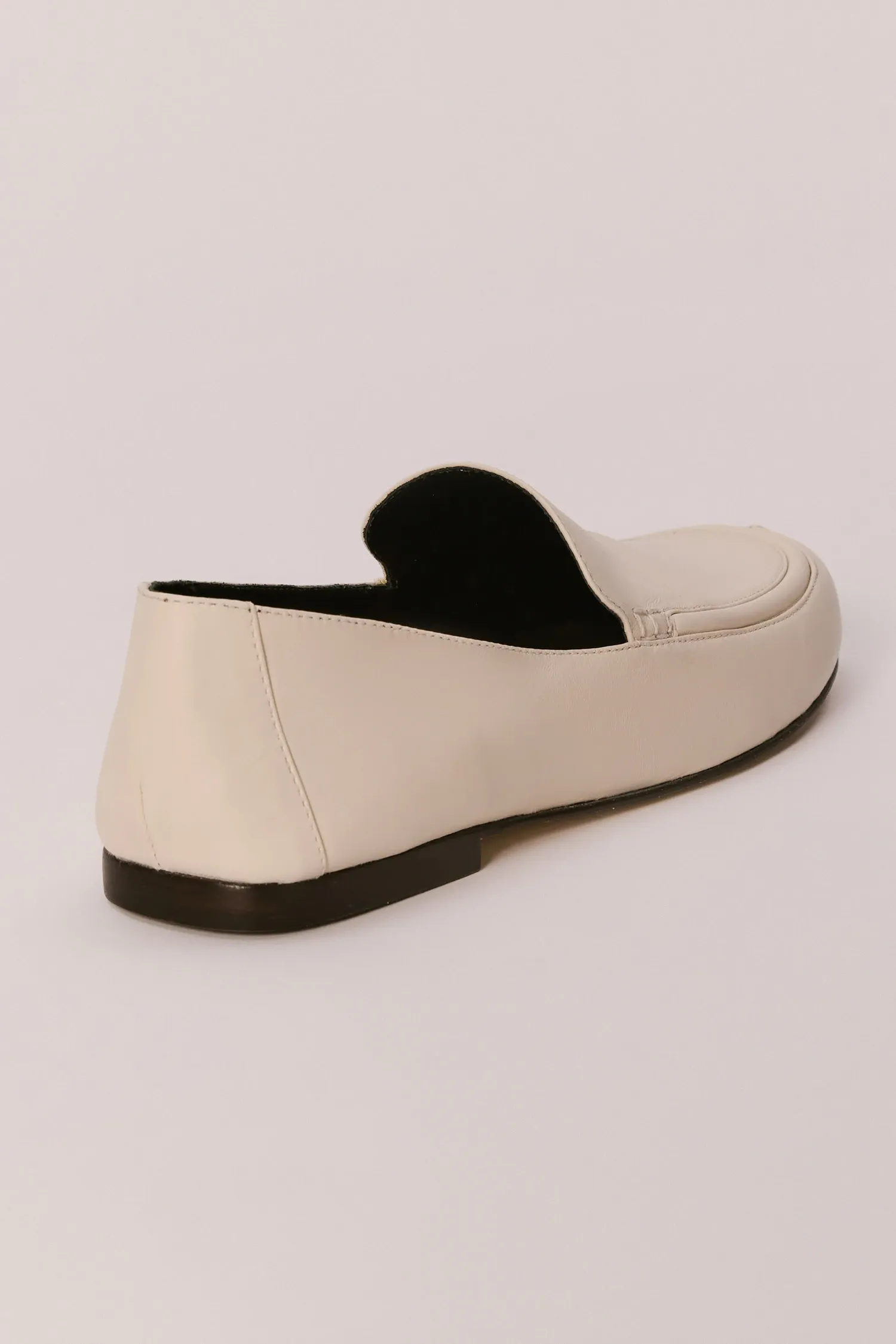 007683_-SAPATO_MOCASSIM_COURO_COSTURAS_OFFWHITE--3-