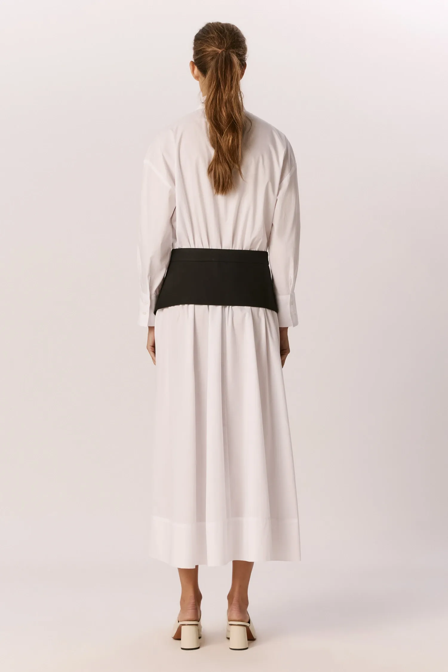 007506_VESTIDO_CHEMISE_BASQUE_ESTRUTURADA_BRANCO_ANDREAMARQUES--3-