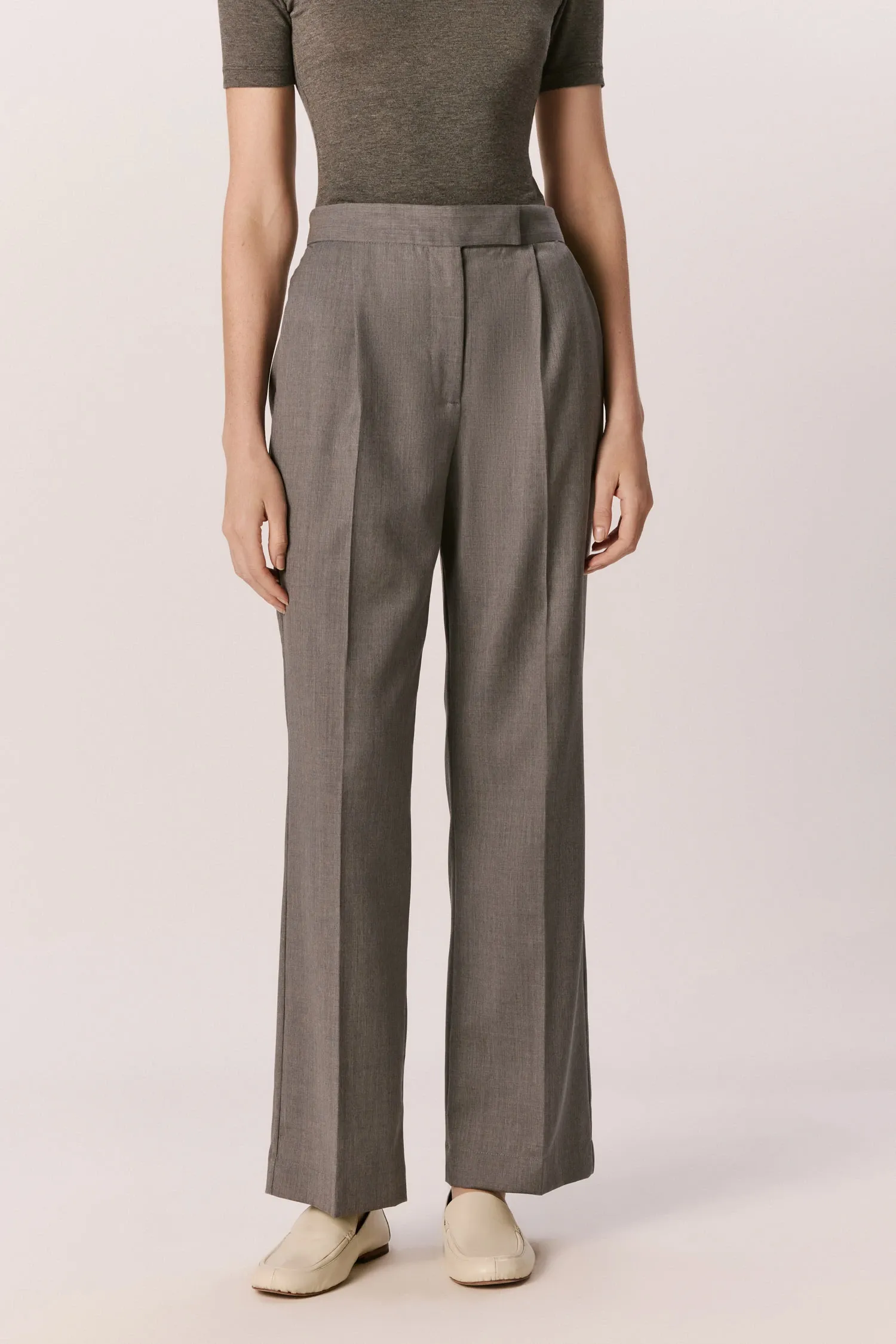 007476_CALCA_LA_PREGAS_SEMI_FLARE_LONGA_CINZA_ANDREAMARQUES--2-