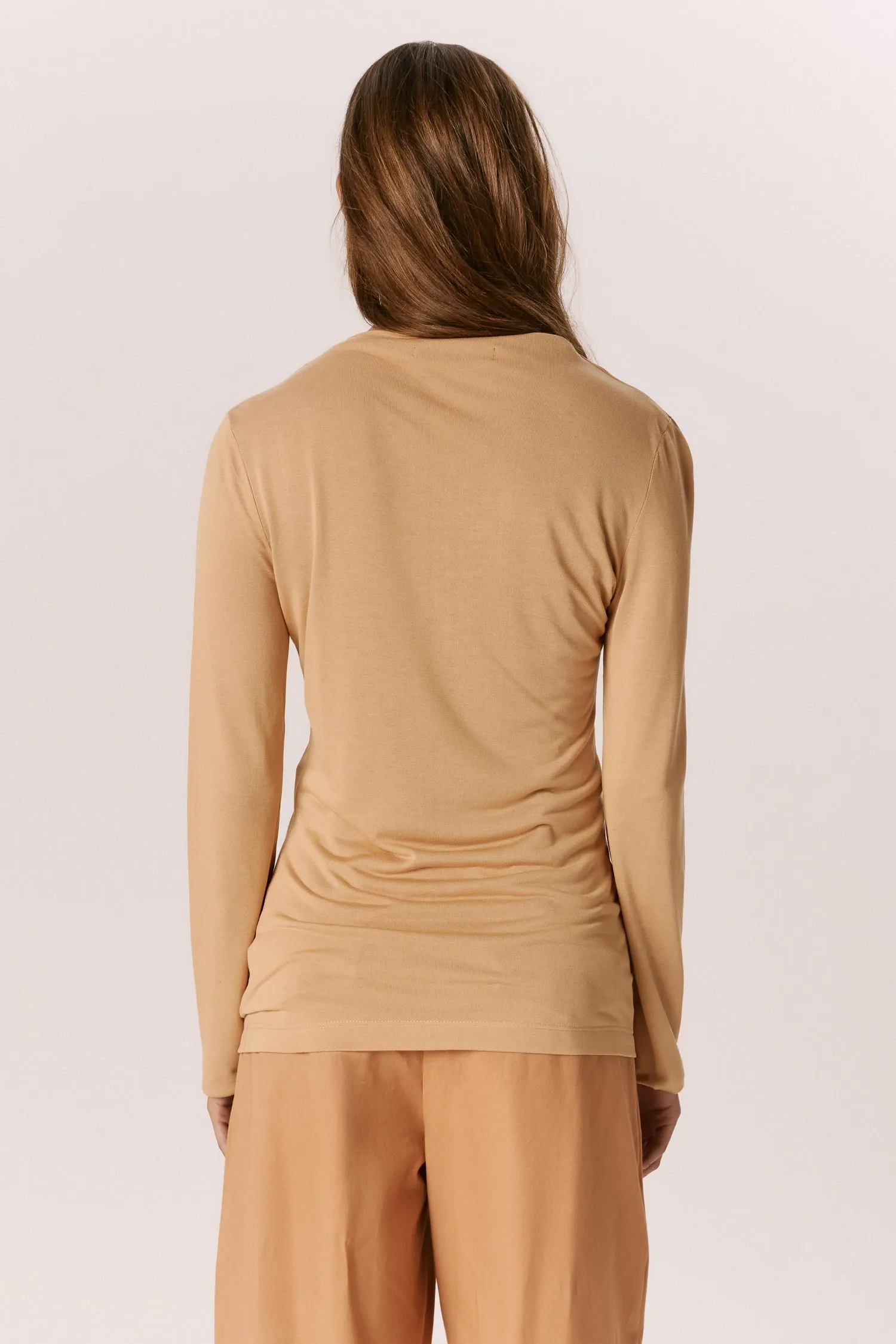 007491_BLUSA_MALHA_MANGA_COMPRIDA_GOLA_ALTA_TAN_ANDREAMARQUES--4-