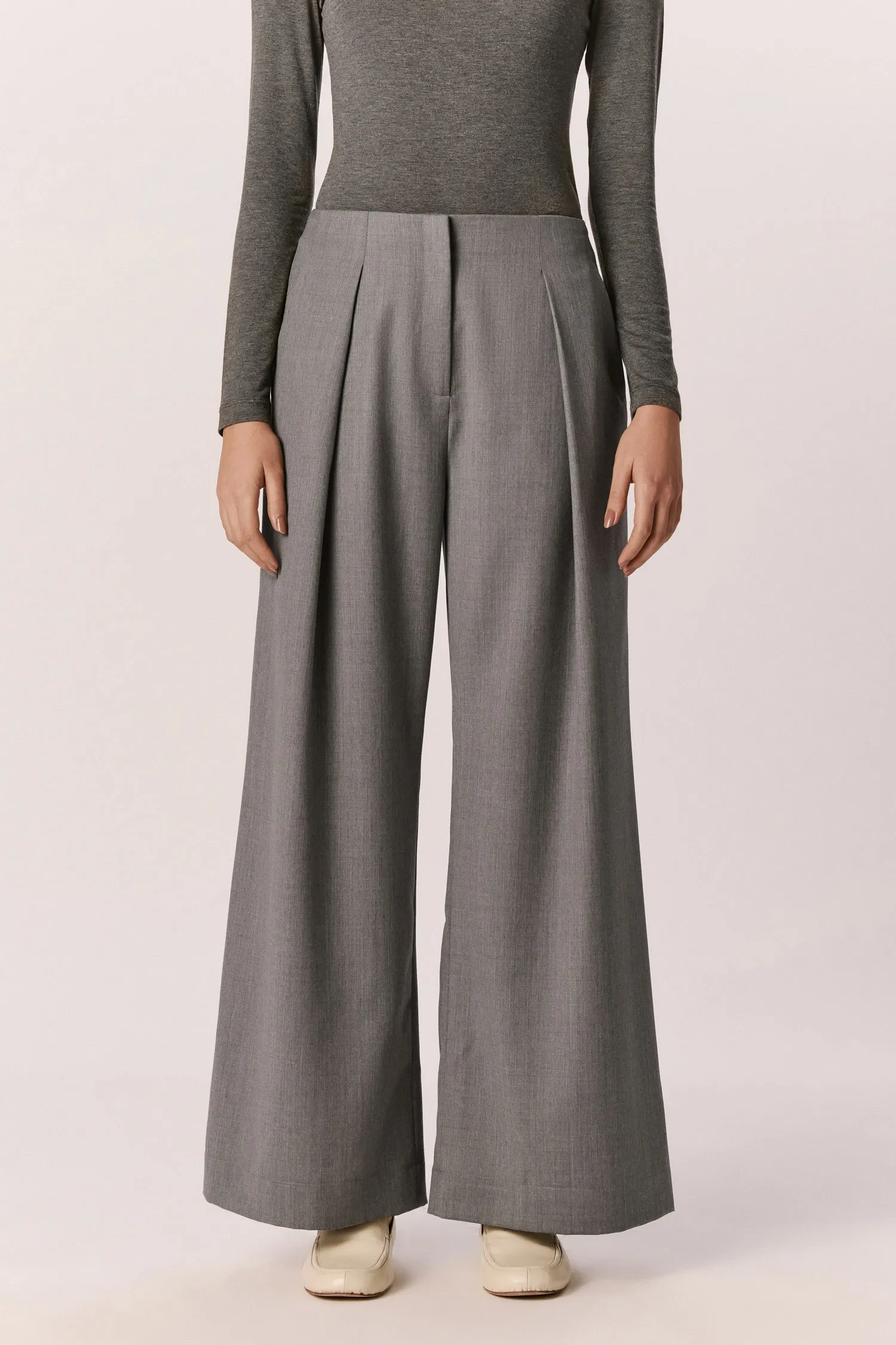 007477_CALCA_LA_AMPLA_PREGA_PROFUNDA_CINZA_ANDREAMARQUES--2-