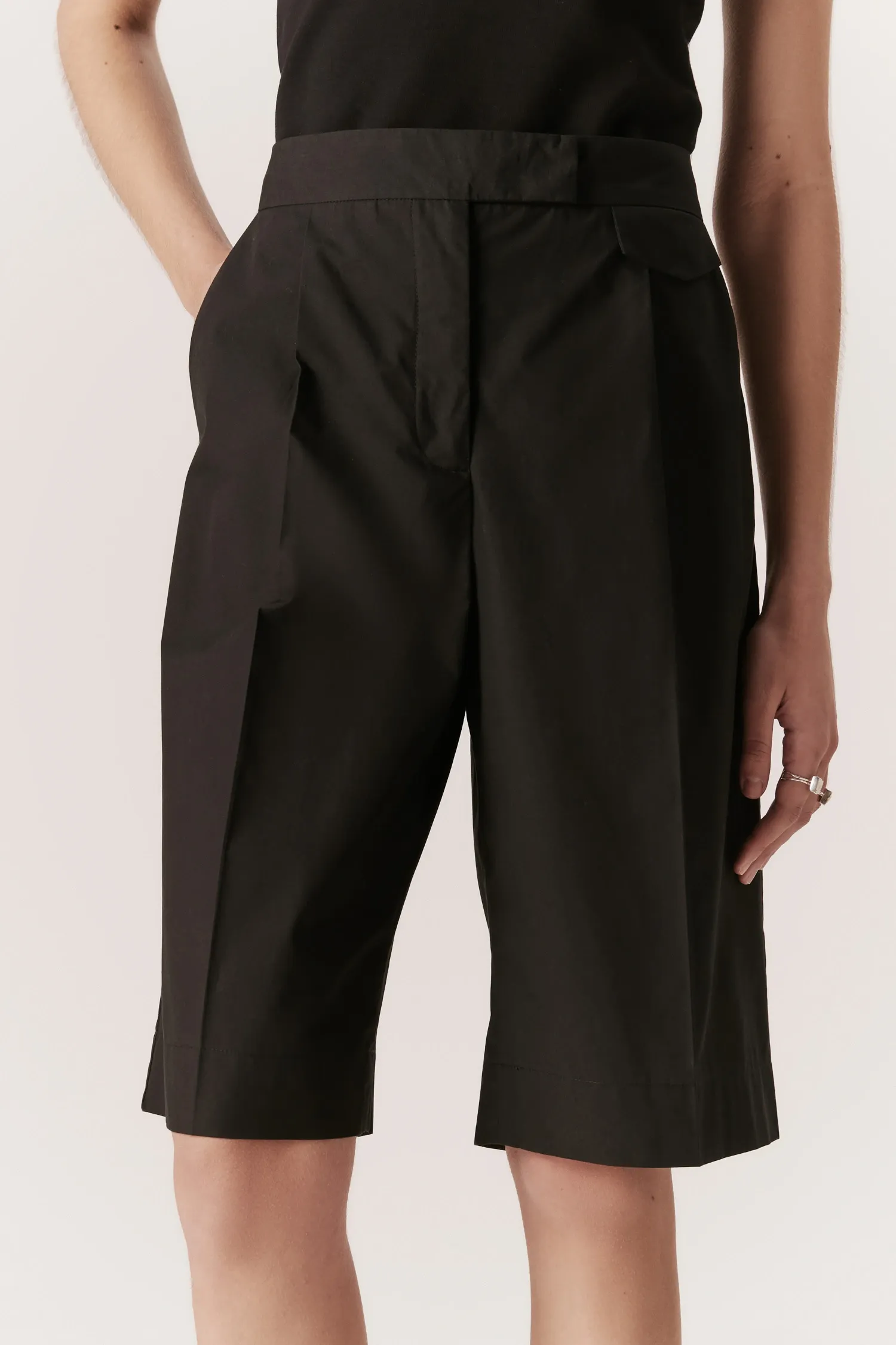 007269_BERMUDA_VINCO_BOLSO_EXTRA_MARINHO_ANDREAMARQUES--3-