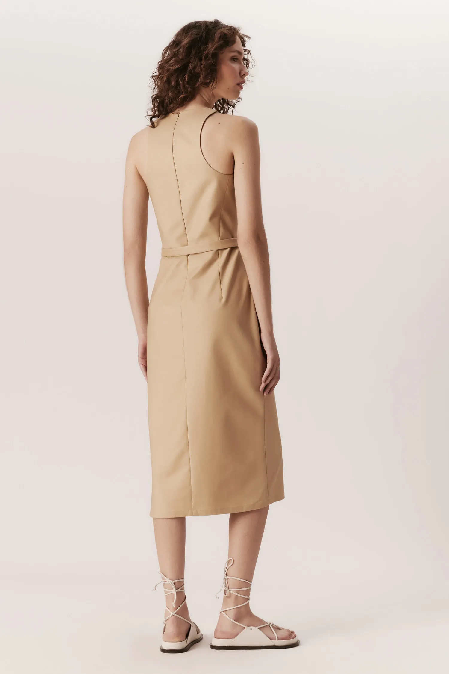 007362_-VESTIDO_DECOTE_NADADOR_SAIA_RETA_CAQUI_ANDREAMARQUES--5-
