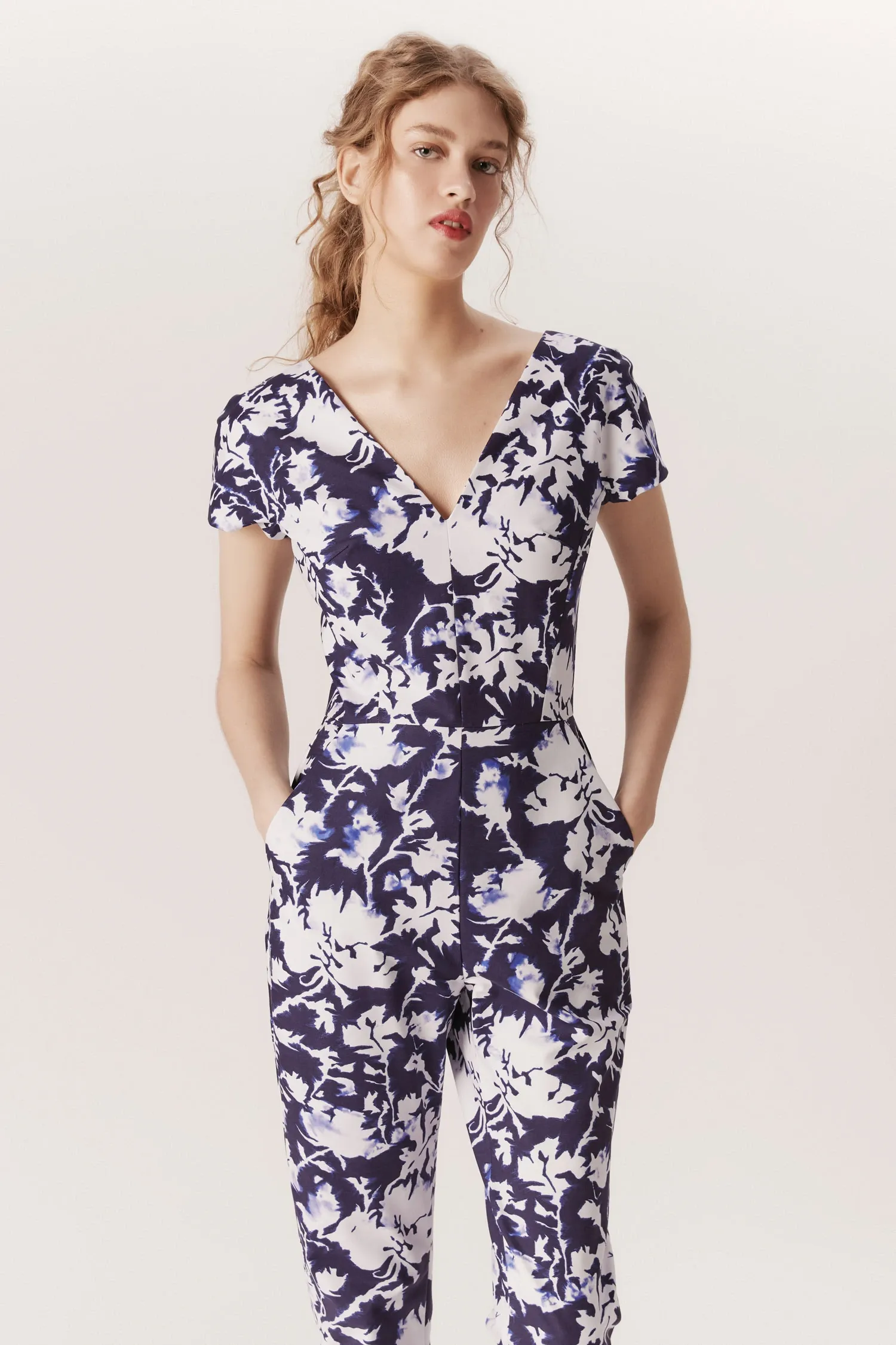 007383_-MACACAO_DECOTE_V_FIANCO_FLORAL_INDIGO_ANDREAMARQUES--3-