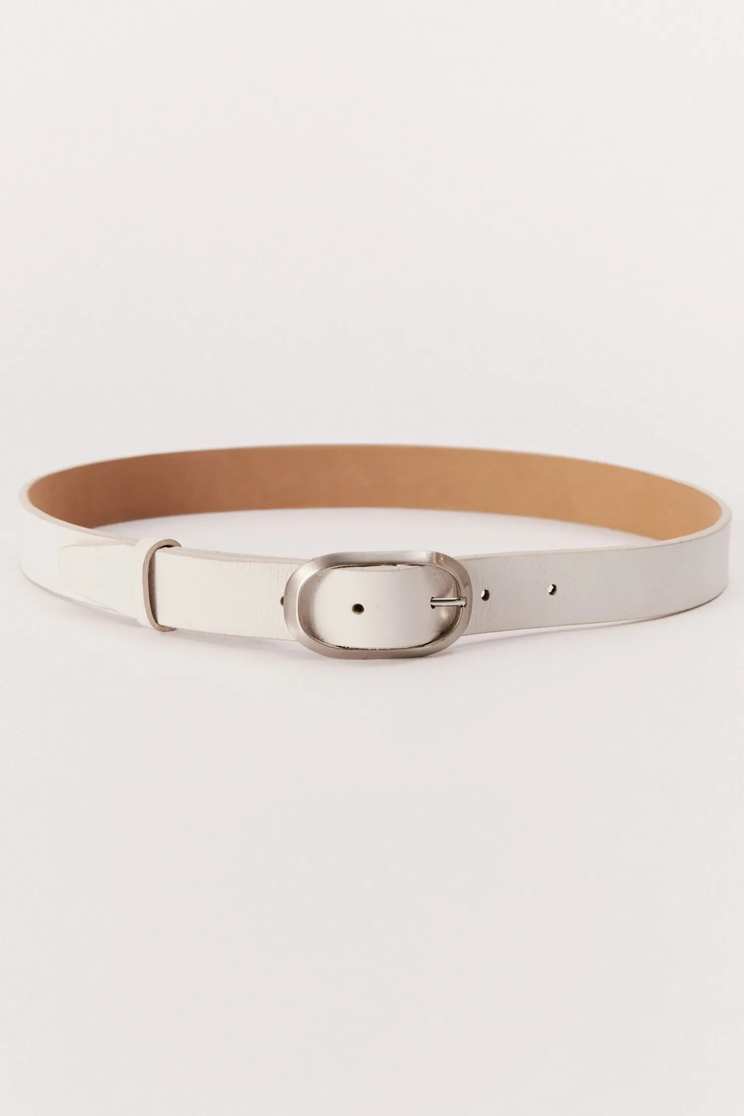 007439_CINTO_COURO_FIVELA_OVAL_OFFWHITE_ANDREAMARQUES