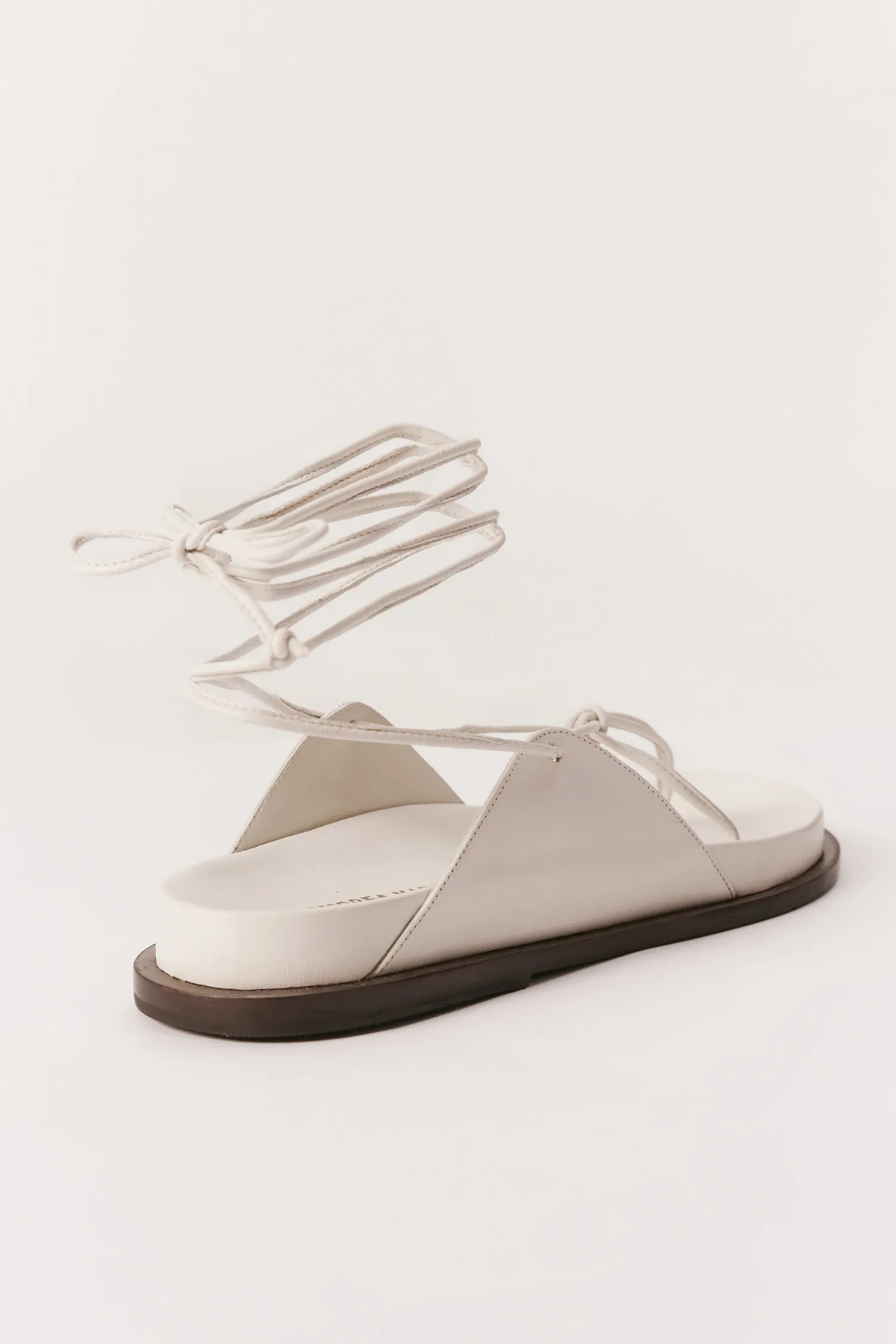 007440_-SANDALIA_FLAT_AMARRACAO_OFFWHITE_ANDREAMARQUES--3-
