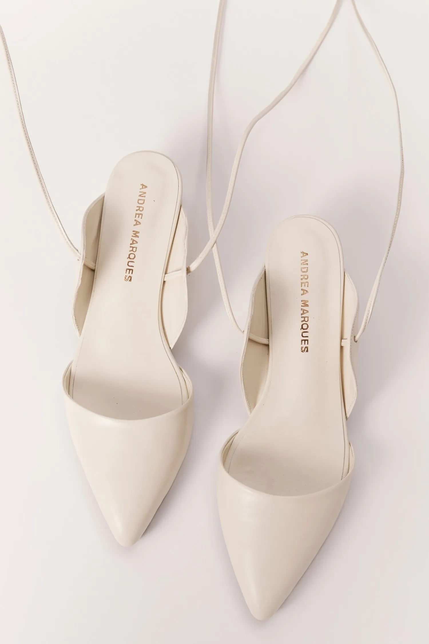 007441_-SAPATO-BICO-FINO-AMARRACAO_OFFWHITE_ANDREAMARQUES--4-