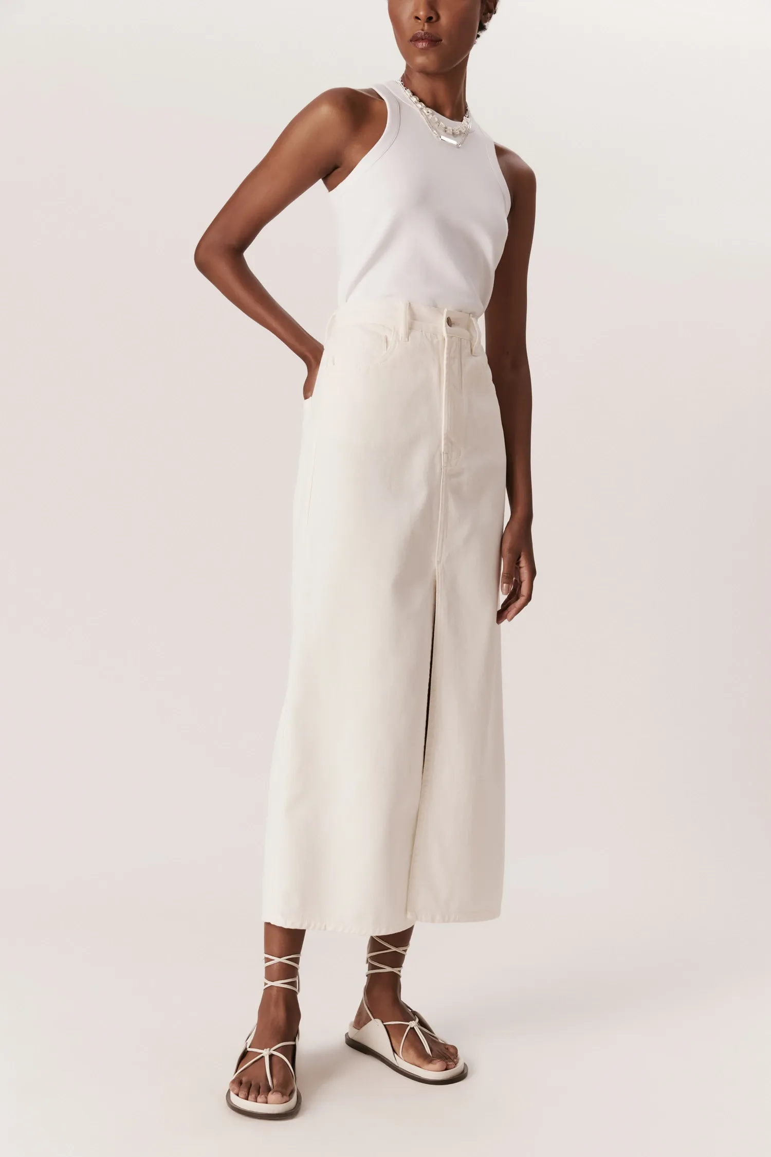 007280_SAIA_SARJA_MIDI_RETA_FENDA_OFFWHITE_ANDREAMARQUES--4-