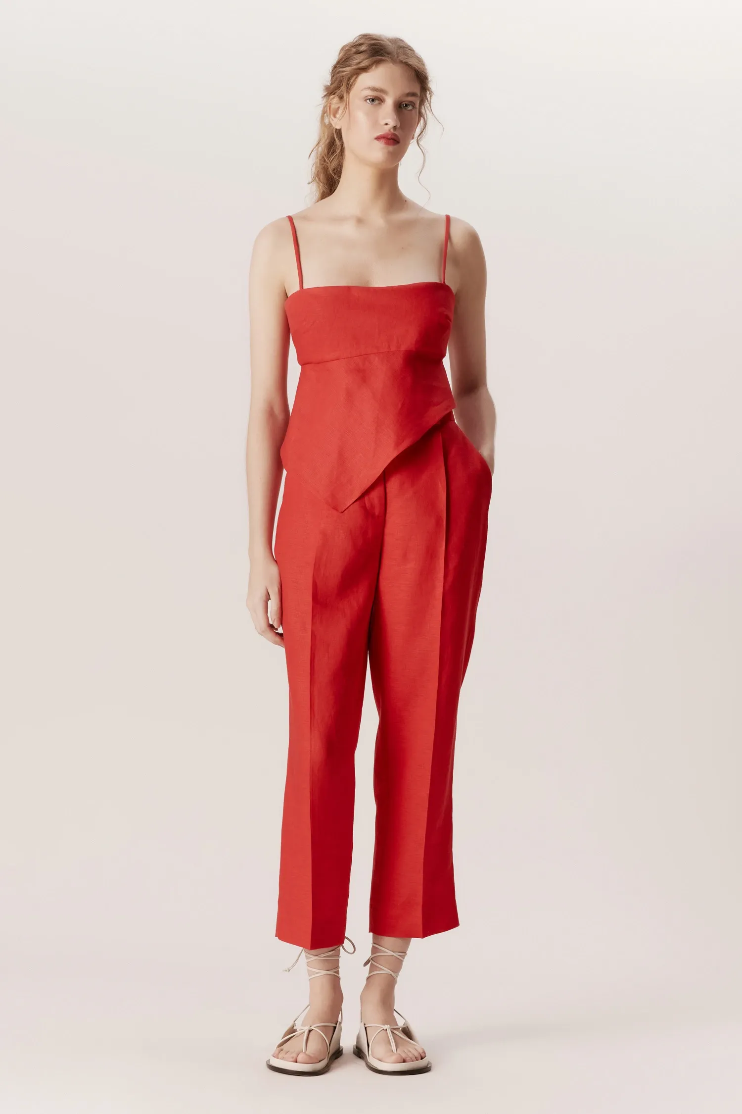 007401_TOP_LINHO_FAIXA_LENCO_VERMELHO_ANDREAMARQUES--2-