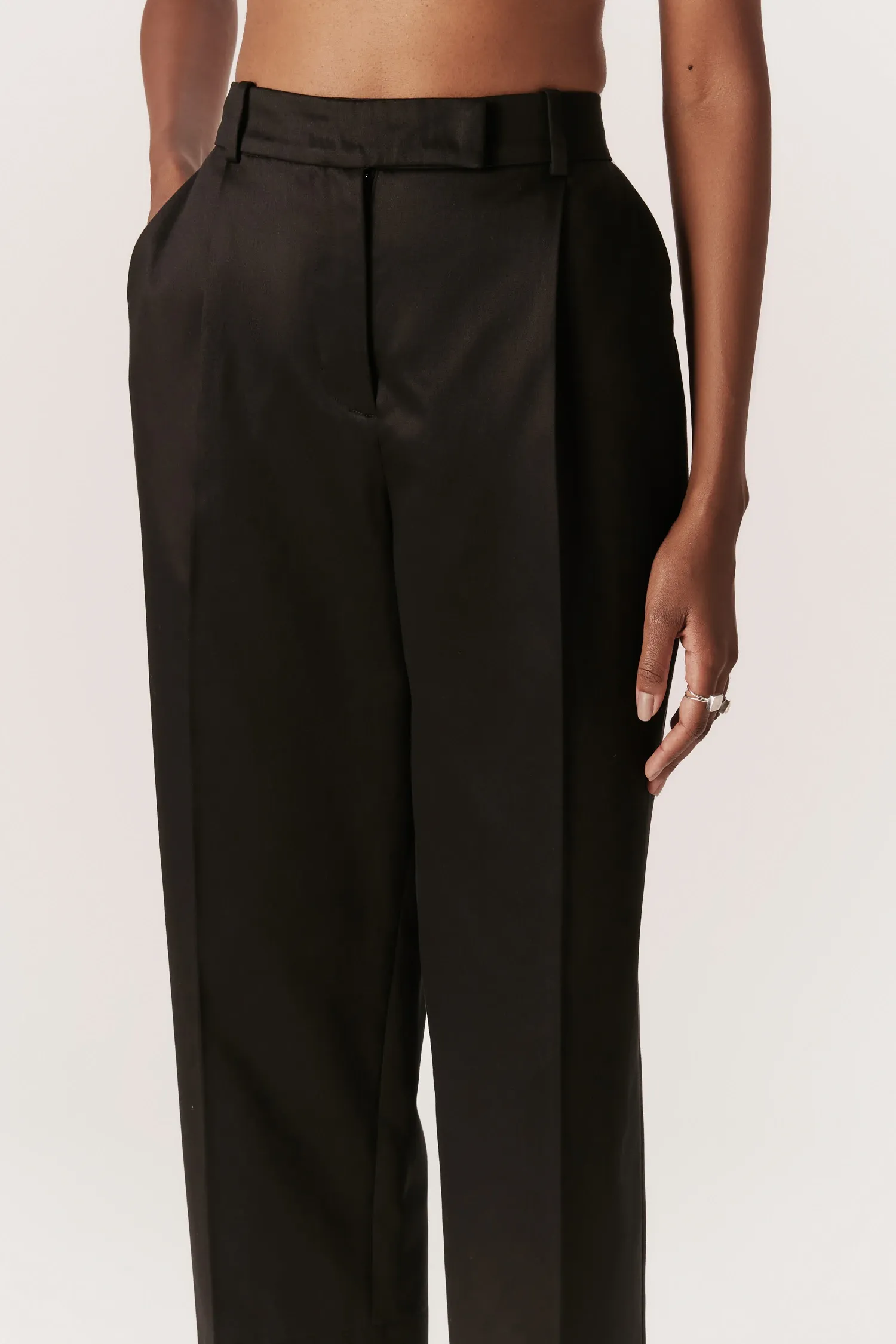 007380_CALCA_PREGA_VINCO_PRETO_ANDREAMARQUES--4-