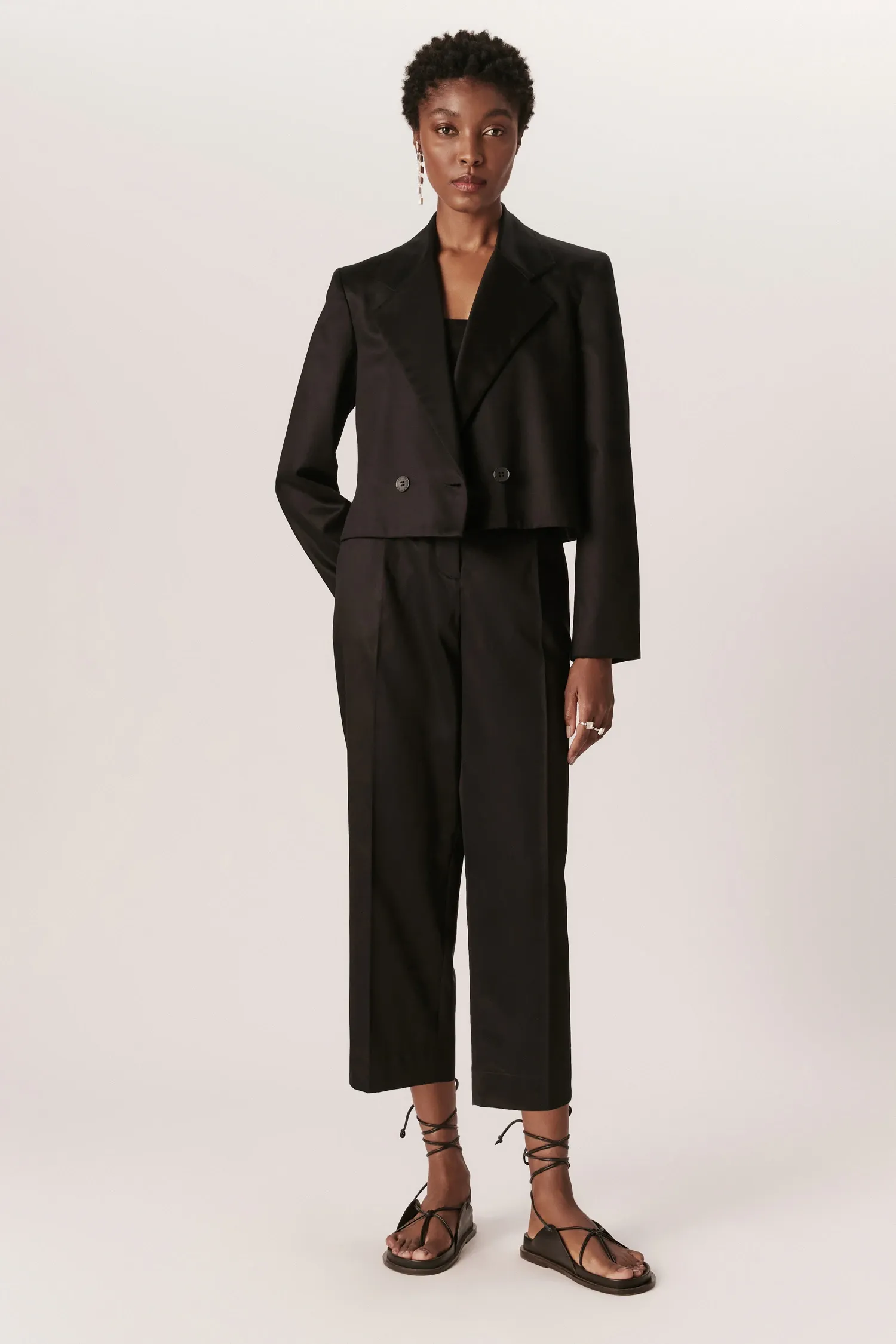 007386_BLAZER_TRANSPASSADO_CROPPED_PRETO_ANDREAMARQUES--8-