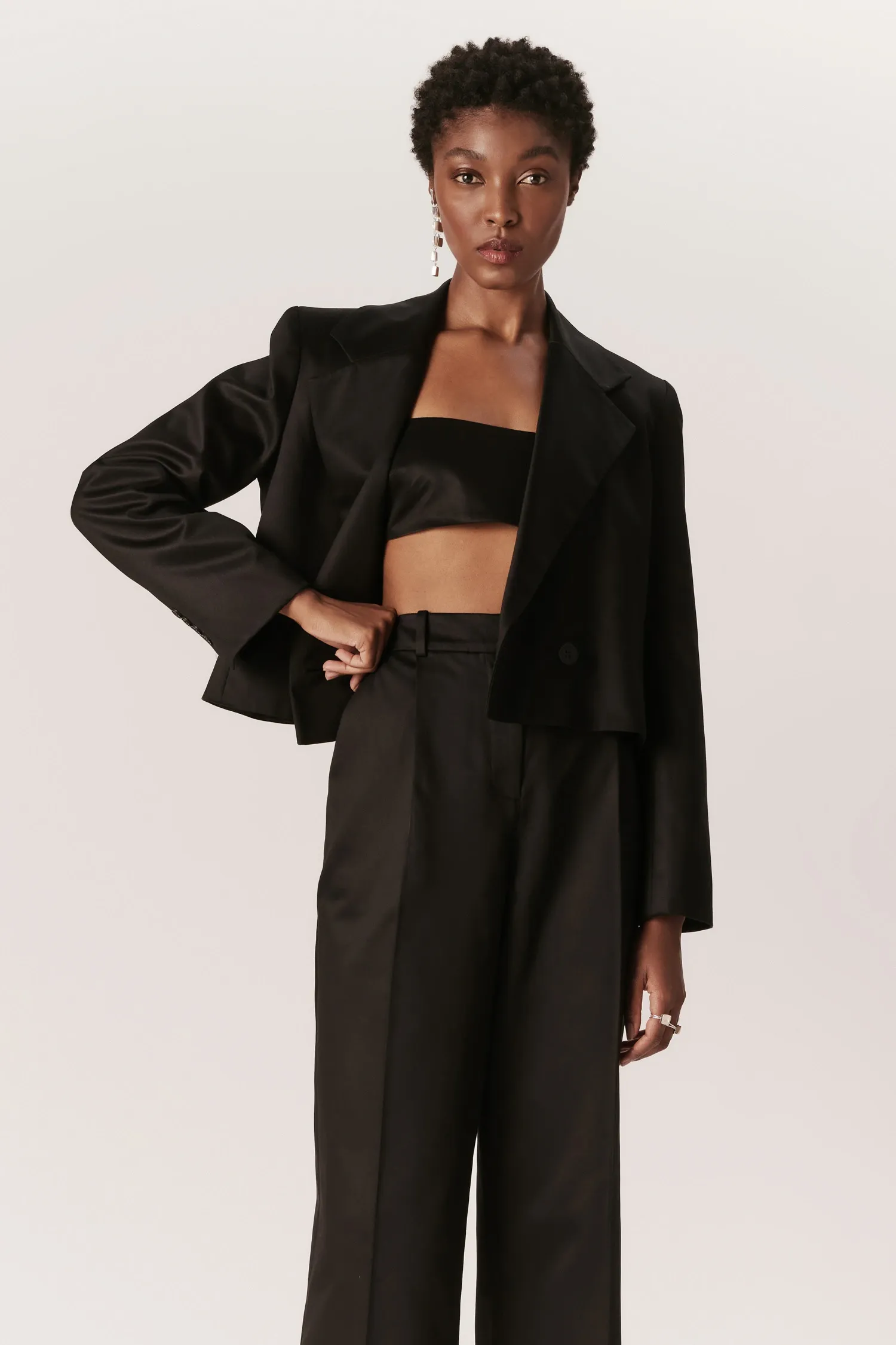 007387_TOP-FAIXA-RETO_PRETO_ANDREAMARQUES--10-